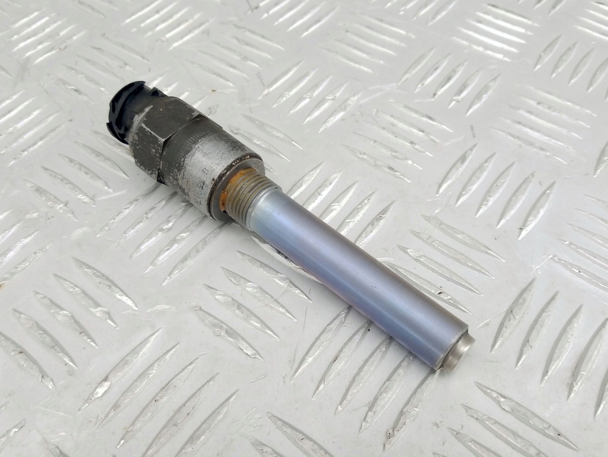 CZUJNIK OBROTÓW SKRZYNI BIEGÓW DO DAF XF 105