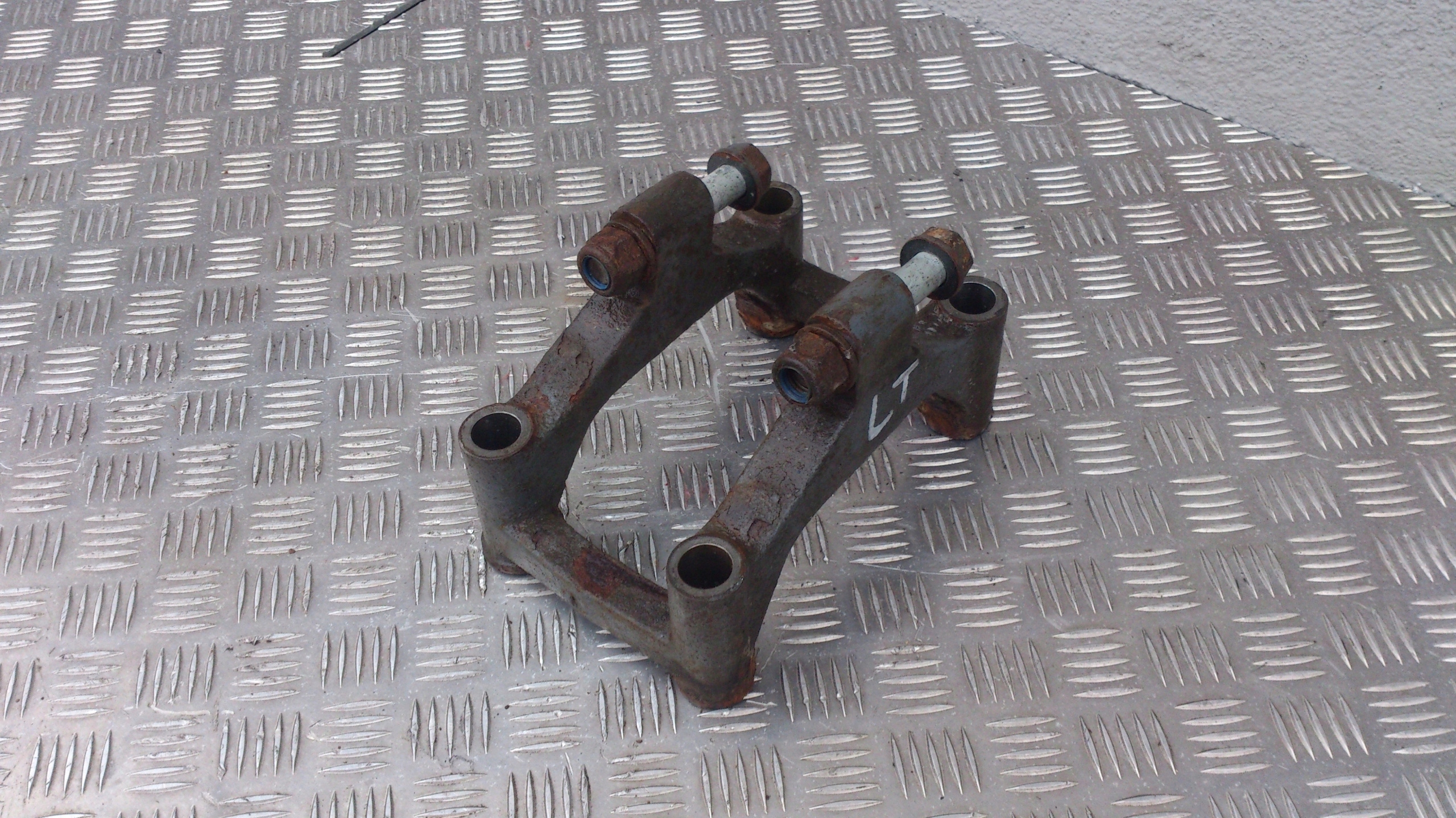 MOCOWANIE DRĄŻKA REAKCYJNEGO SCANIA 4 WYWROTKA - obrazek 2