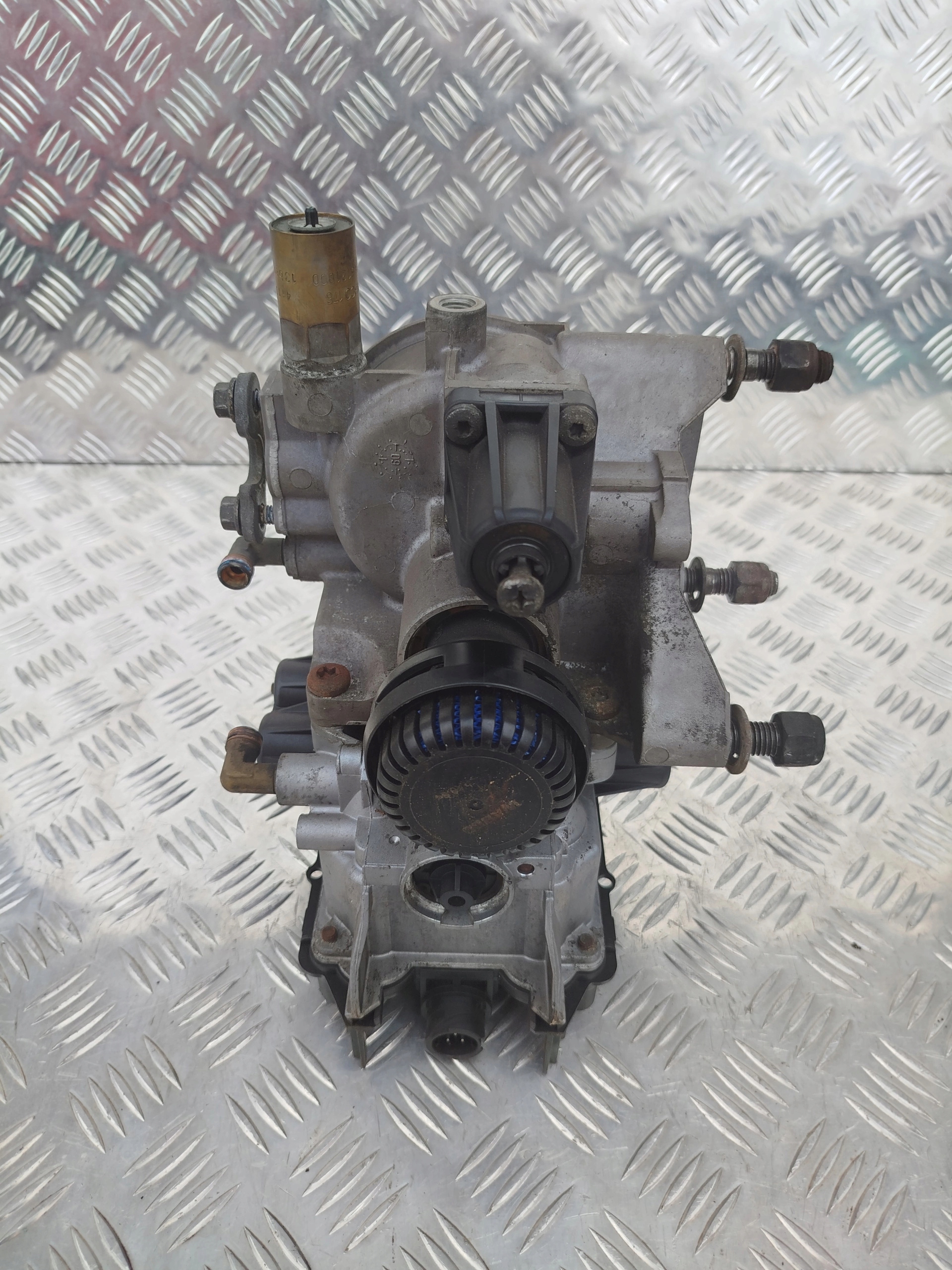 ZAWÓR OSUSZACZ POWIETRZA APS SCANIA R - obrazek 4