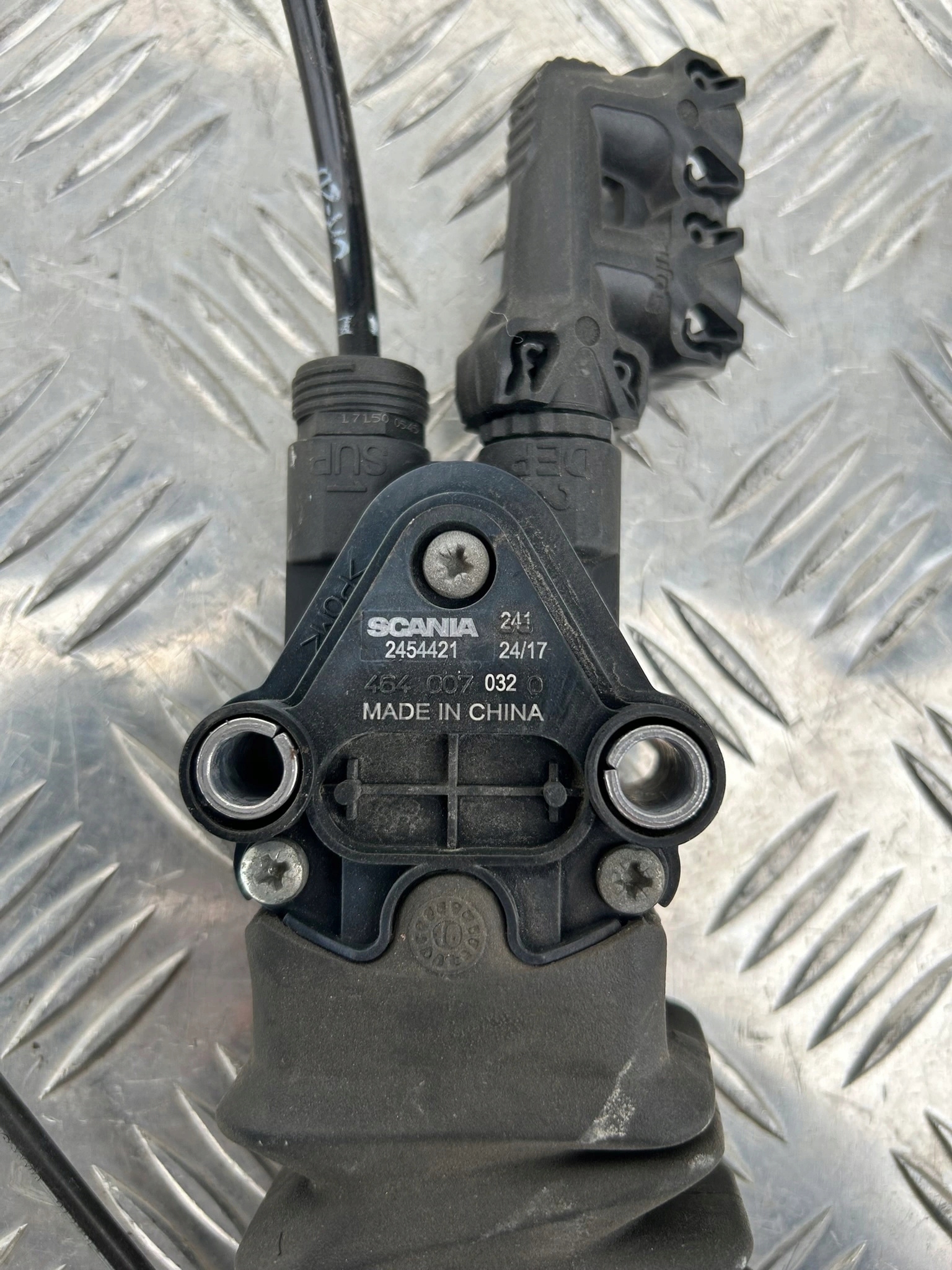 ZAWÓR POZIOMUJĄCY PODUSZKI SCANIA NEXT GEN NTG - obrazek 3