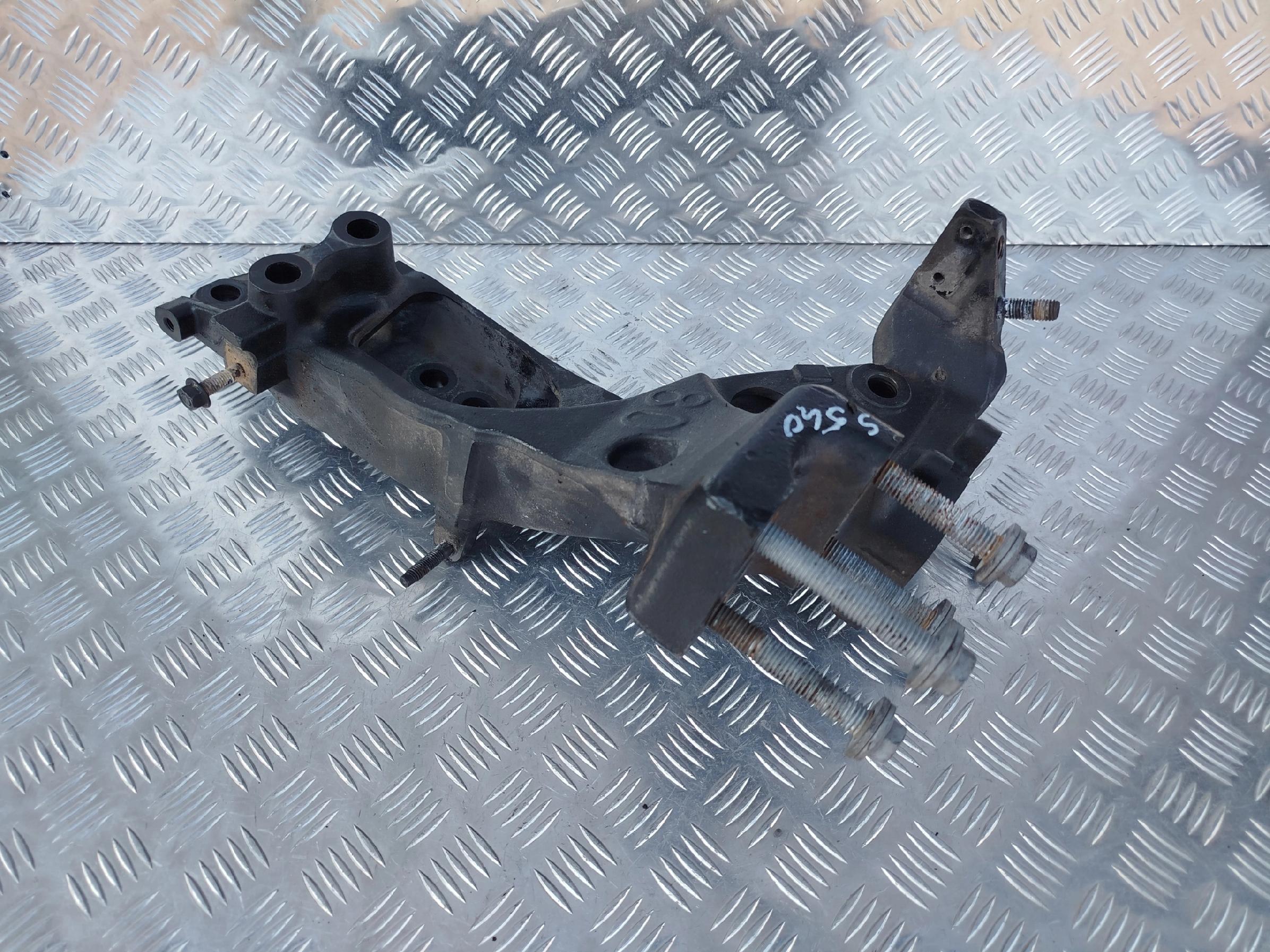 WSPORNIK BAZOWY MOCOWANIE BELKI ZDERZAKA LEWY SCANIA NTG R S - obrazek 3