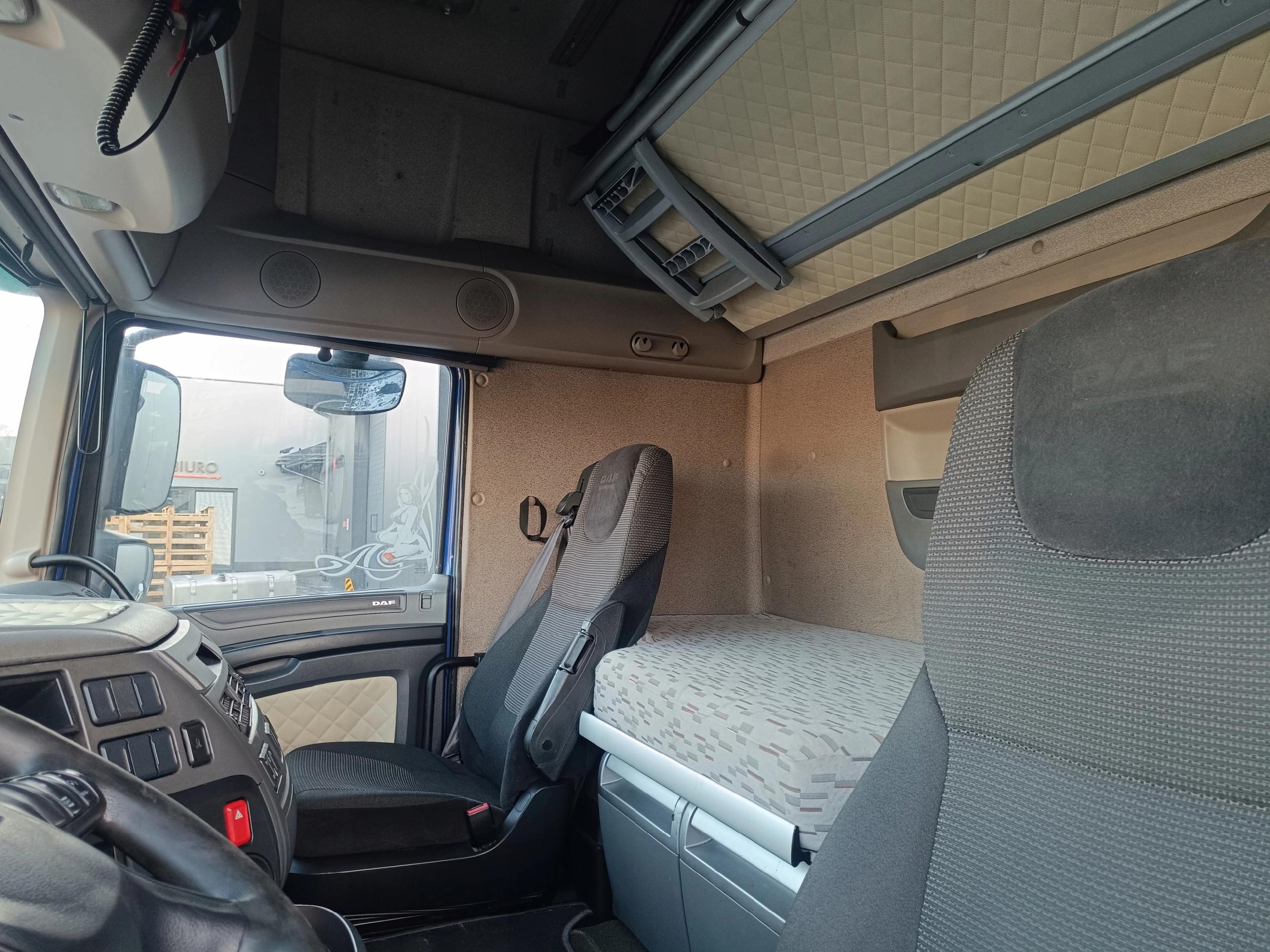 KABINA DAF XF 106 SSC - obrazek 7