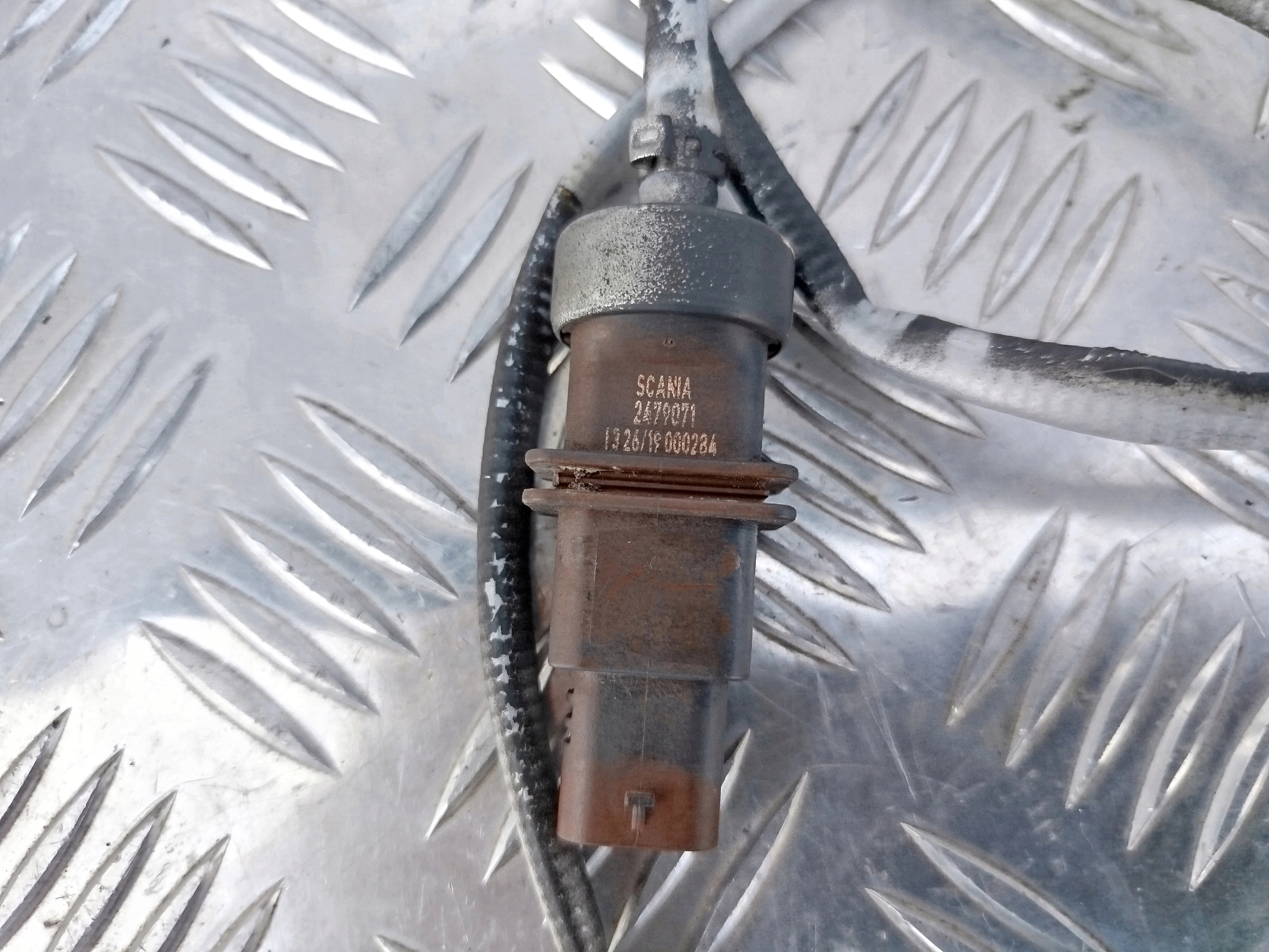 CZUJNIK TEMPERATURY SPALIN SCANIA NTG GAZ LNG - obrazek 3