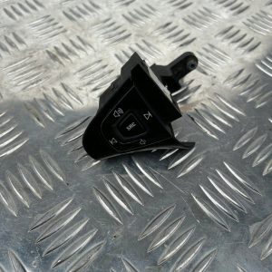 PRZYCISK PRZEŁĄCZNIK KIEROWNICY SCANIA R