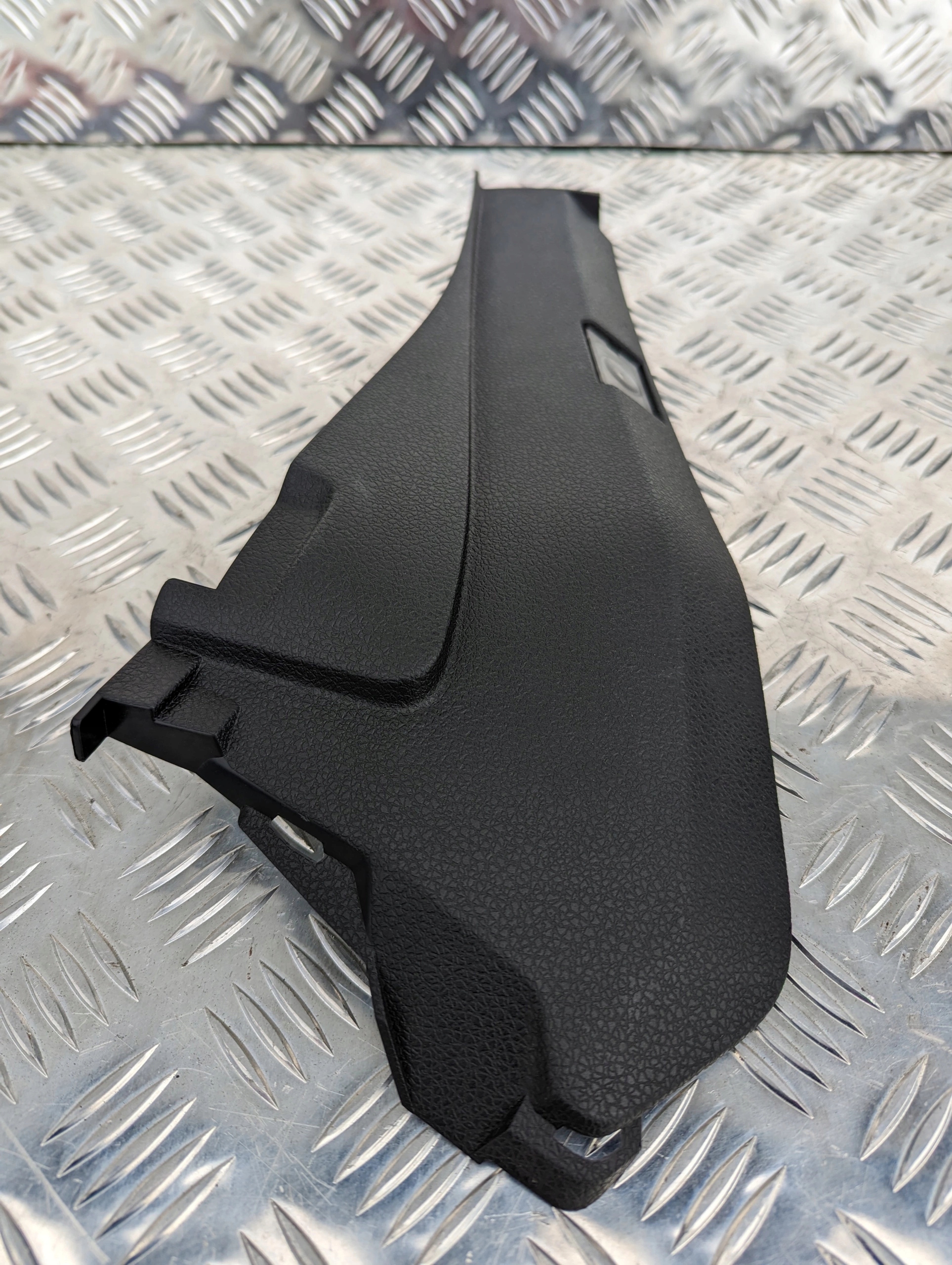 LISTWA OSŁONA ZAŚLEPKA KOKPITU SCANIA NTG - obrazek 4