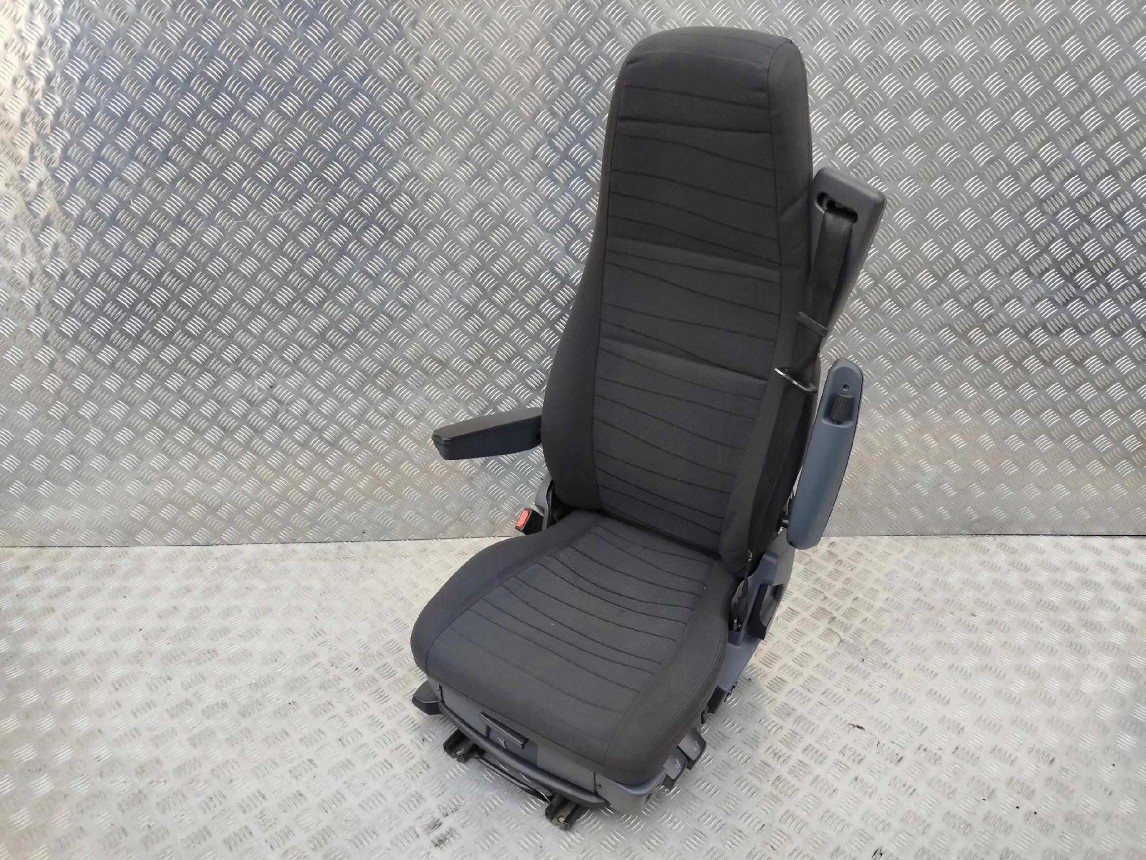 FOTEL KIEROWCY SCANIA STREAMLINE - obrazek 3