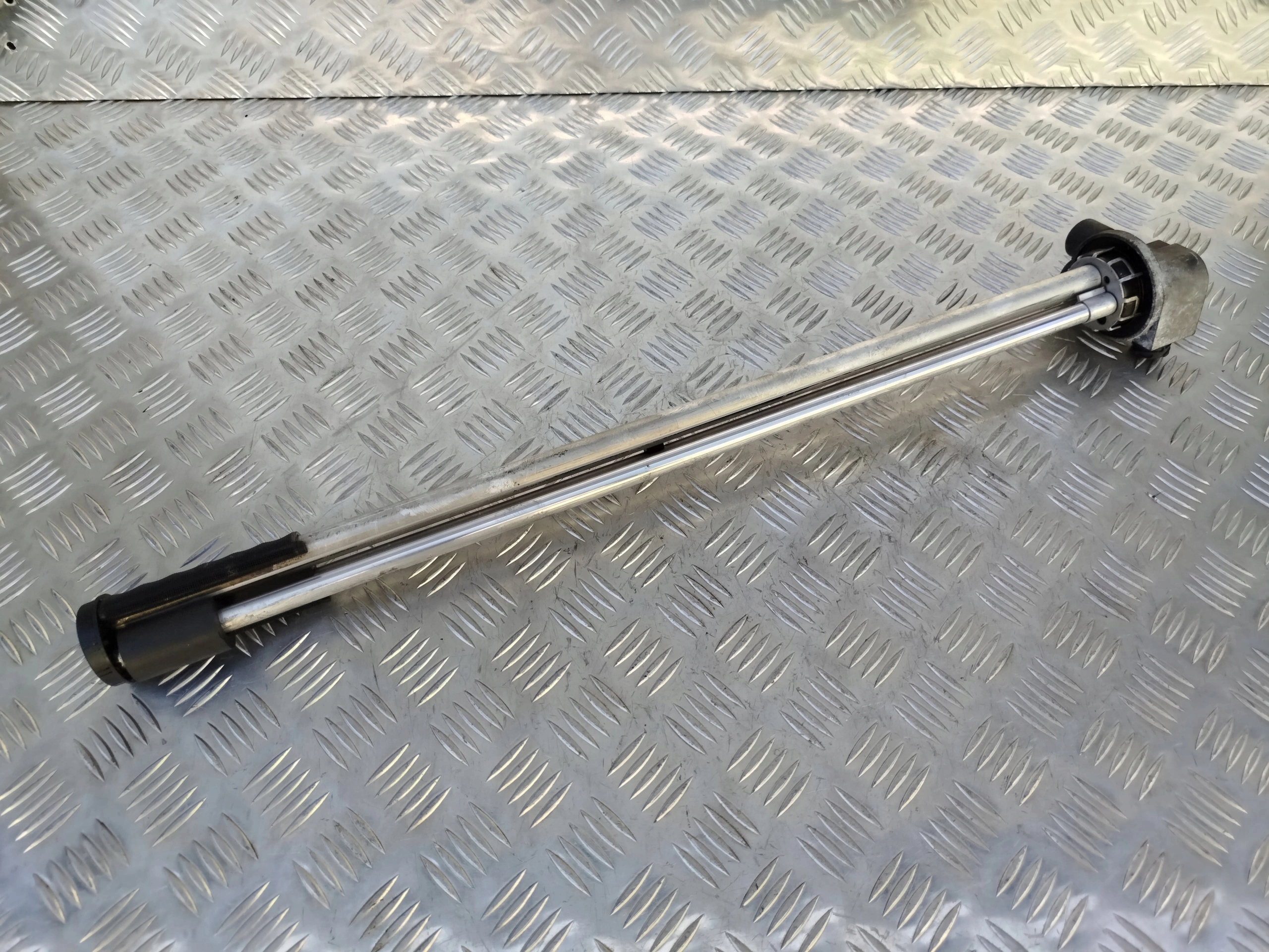 SMOK FAJKA CZUJNIK PALIWA SCANIA XPI EURO 6