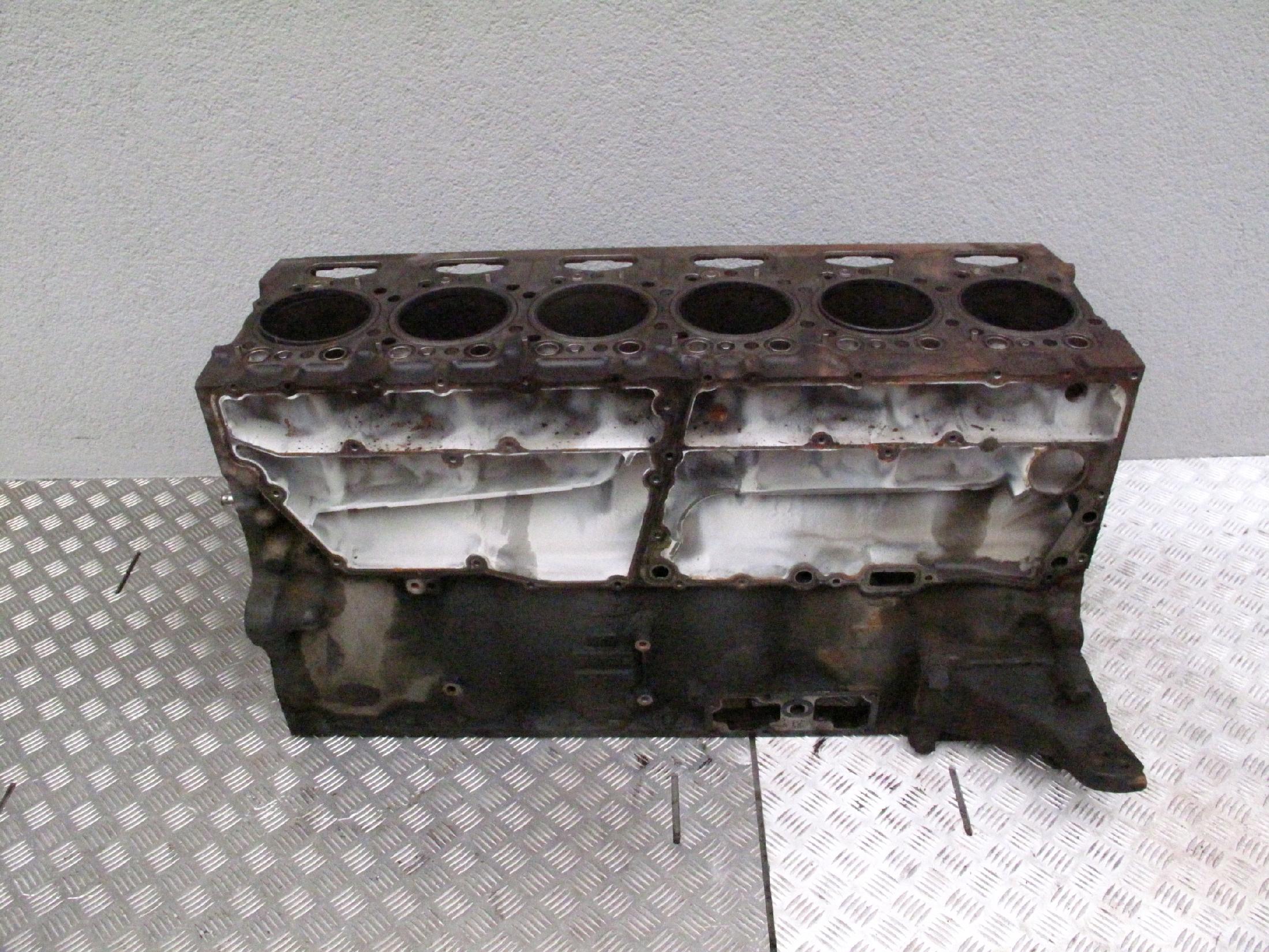 BLOK SILNIKA SCANIA R440 PDE EURO 5 - obrazek 8