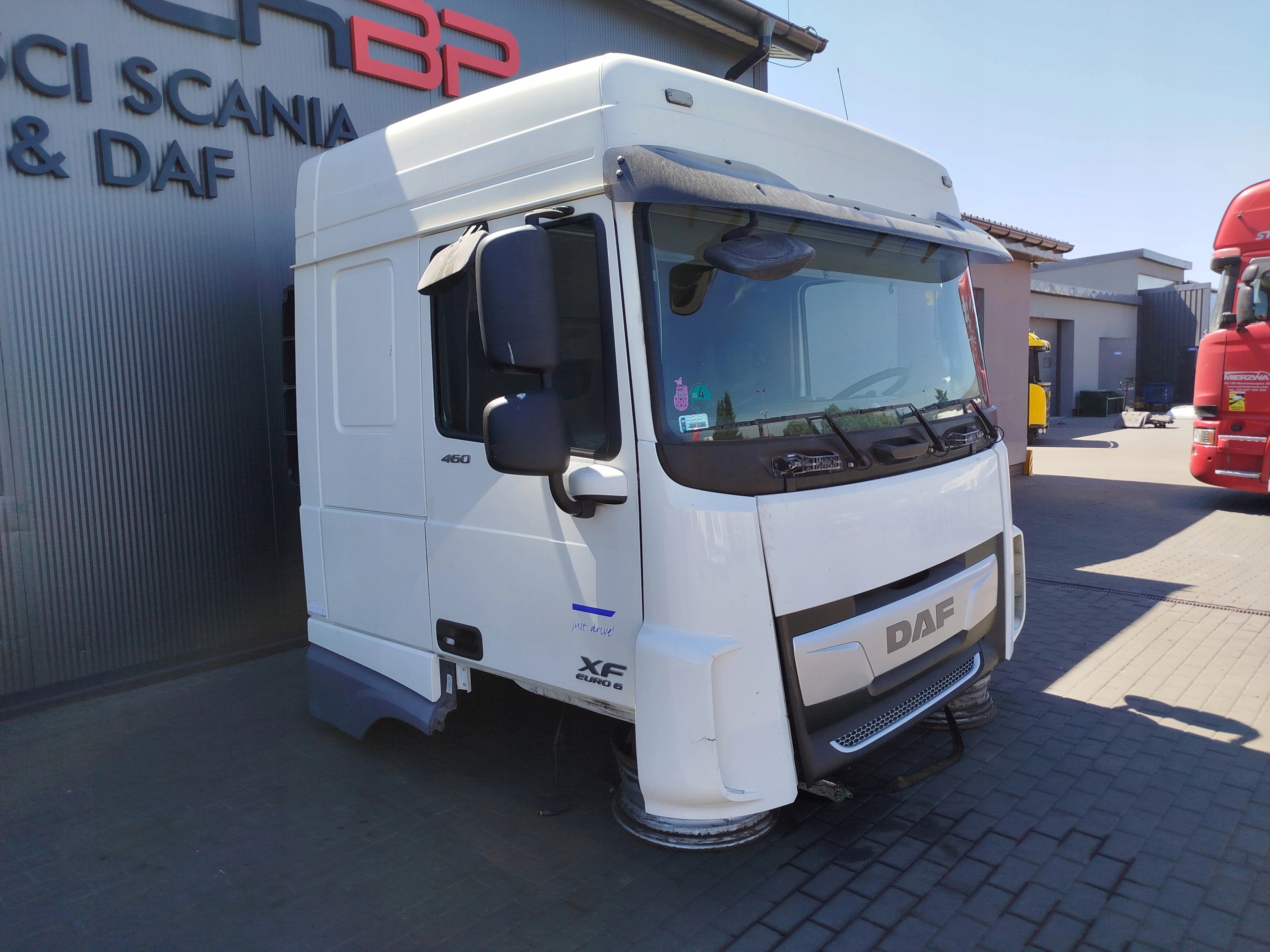 KABINA DAF XF 106 SC PRZED LIFT - obrazek 2