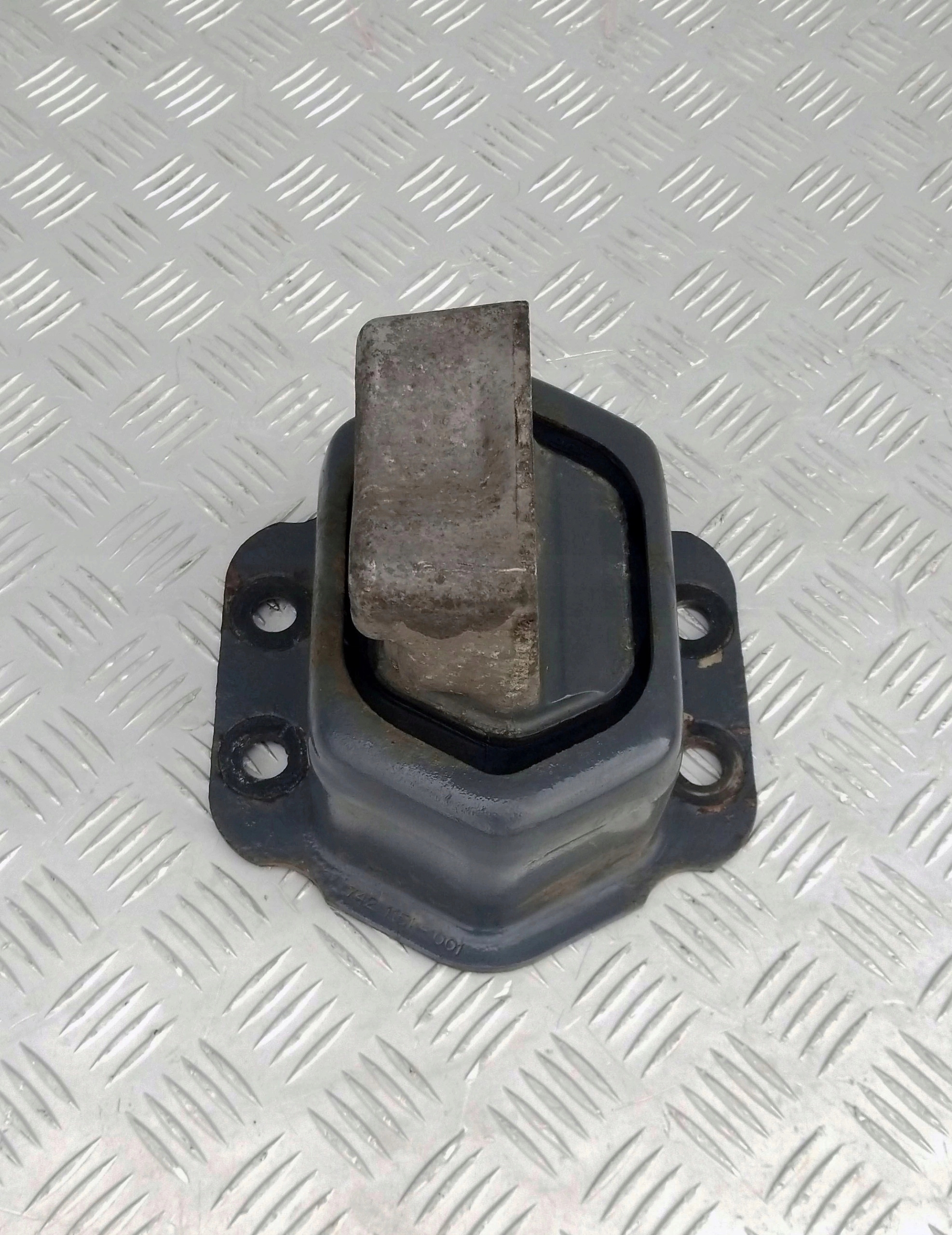 PODUSZKA PODUSZKI SILNIKA TYŁ DAF 106 EURO 6 - obrazek 3