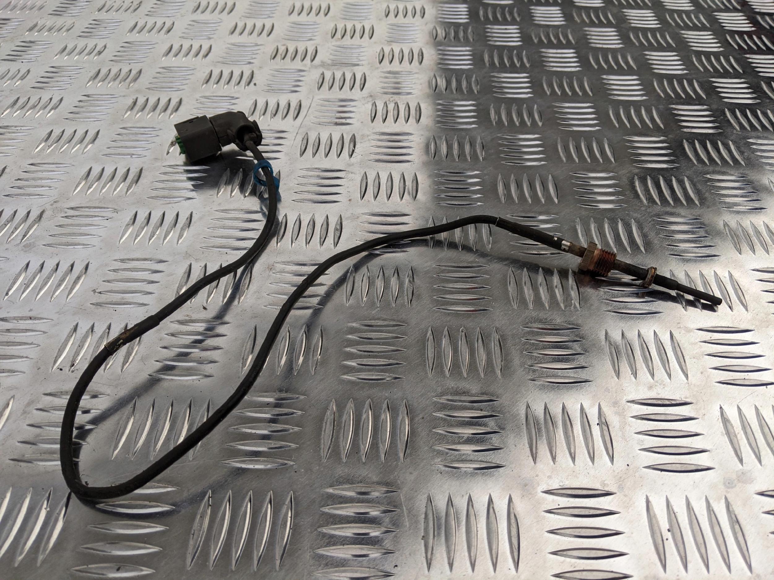 CZUJNIK BPV TEMPERATURY TURBINY DAF X 106 - obrazek 3