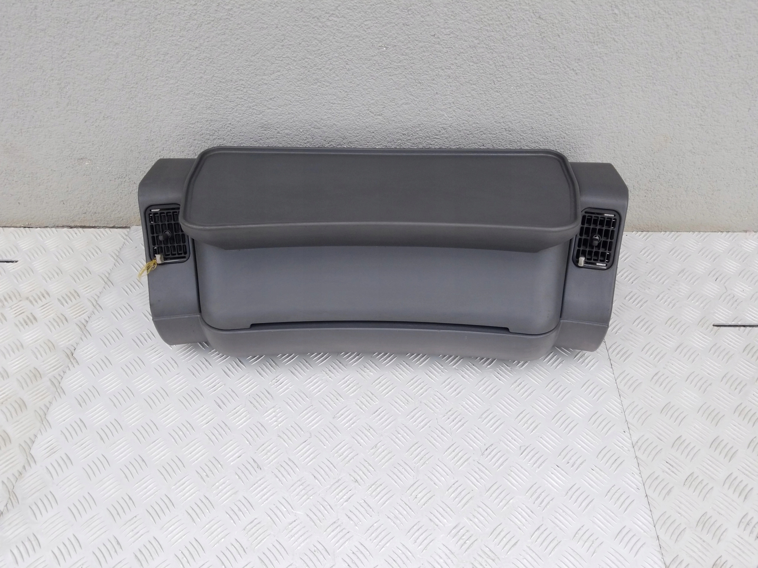 PÓŁKA KOKPIT DESKA ROZDZIELCZA SCANIA 4