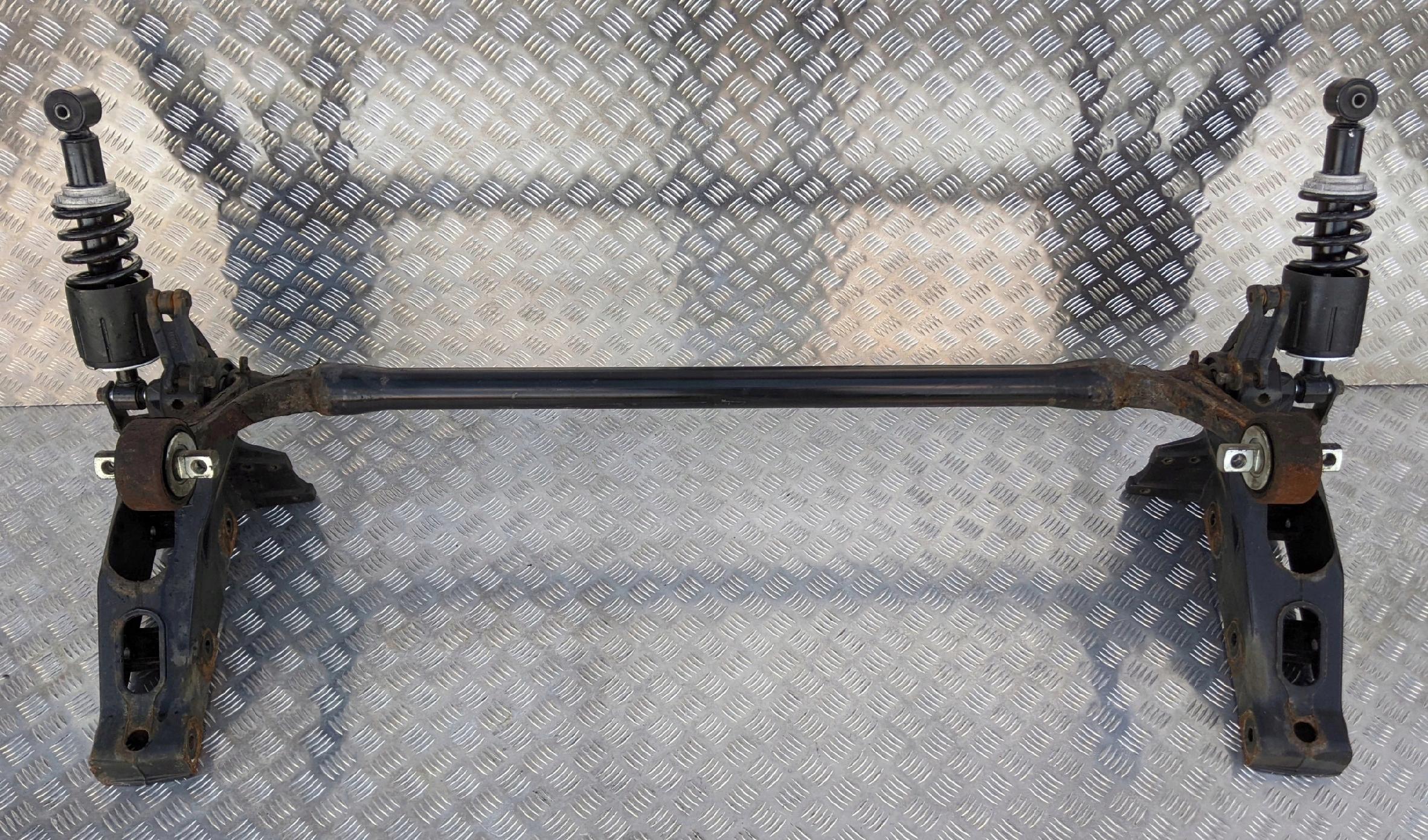 DRĄŻEK WYWROTU KABINY DAF XF 106