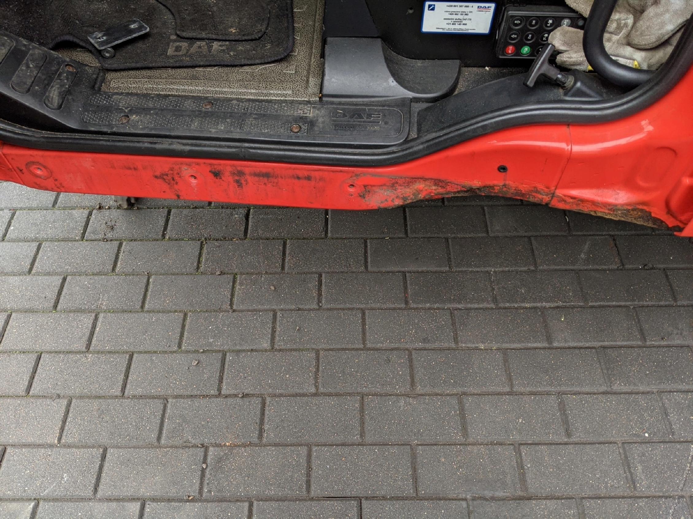 KABINA DAF XF 105 2012 ROK NOWY TYP SŁUPKA - obrazek 8