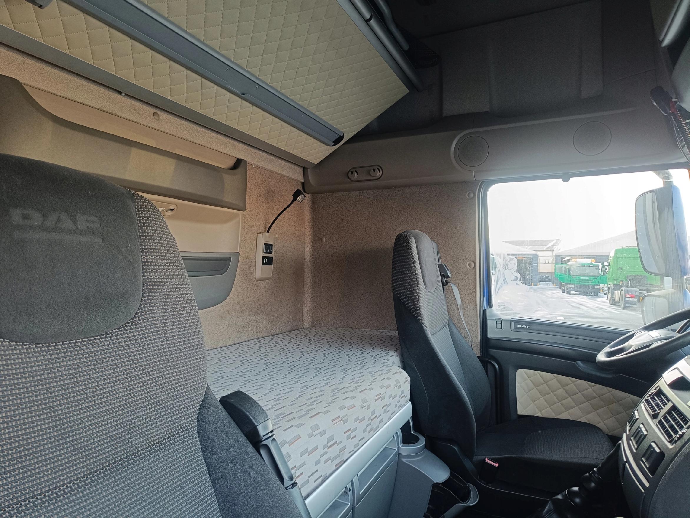 KABINA DAF XF 106 SSC - obrazek 11