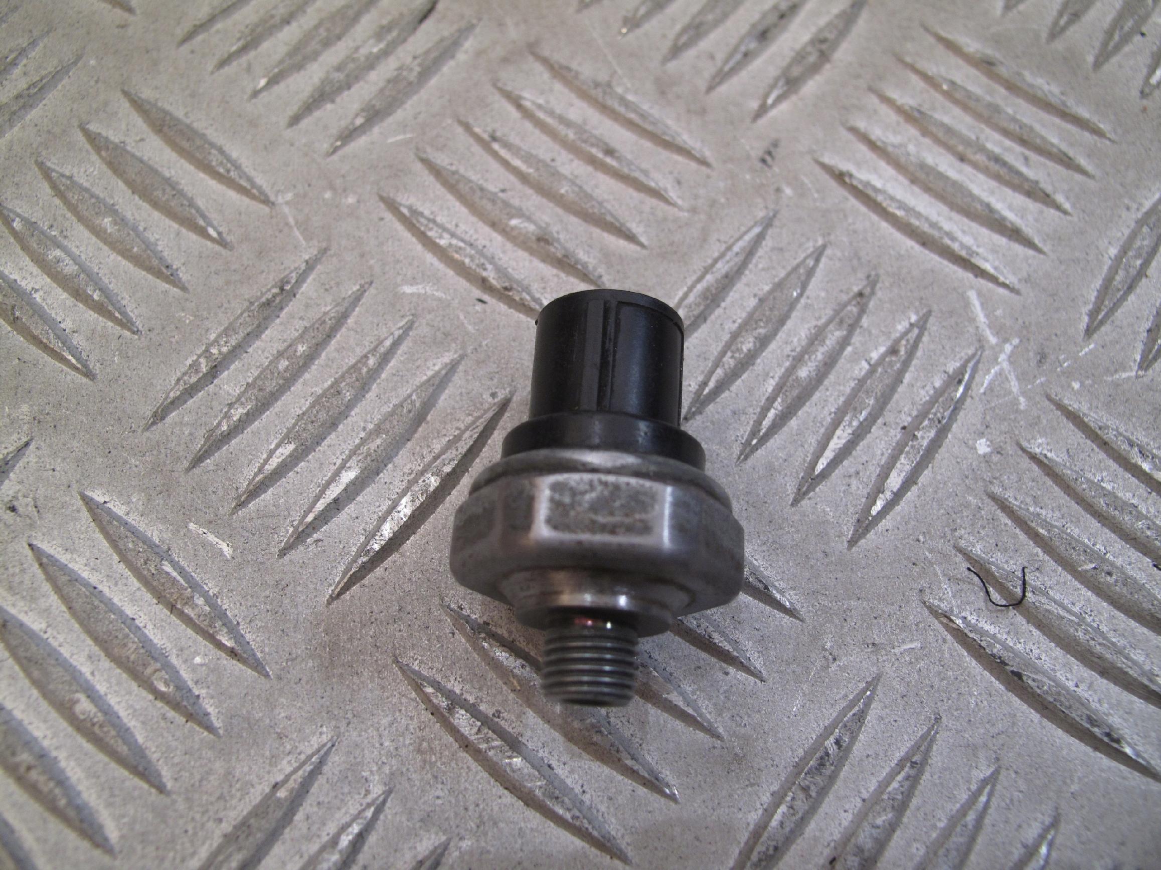 CZUJNIK KLIMATYZACJI STARY TYP SCANIA R G P