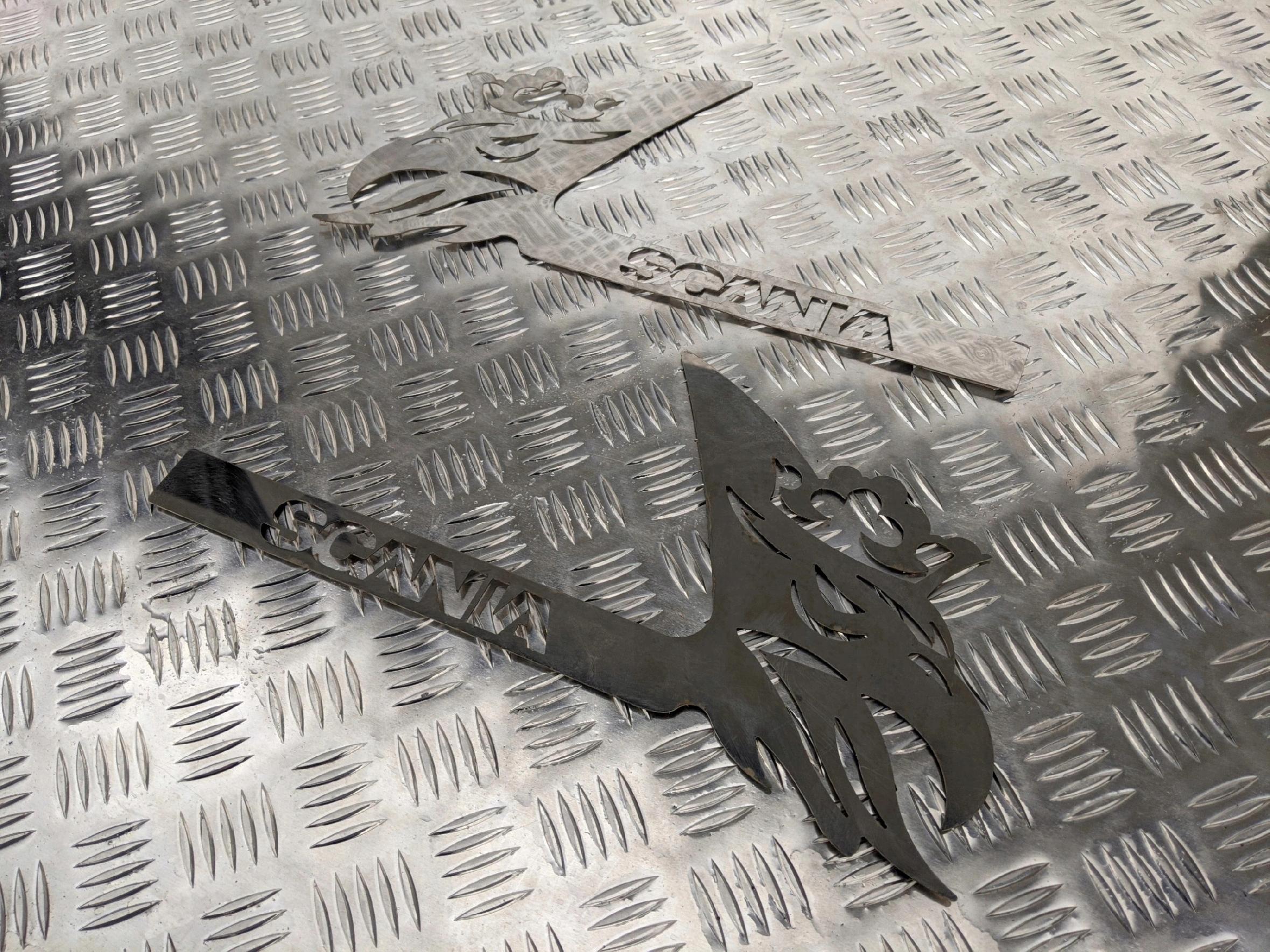 DEKOR BLACHA SCANIA R V8 - obrazek 2