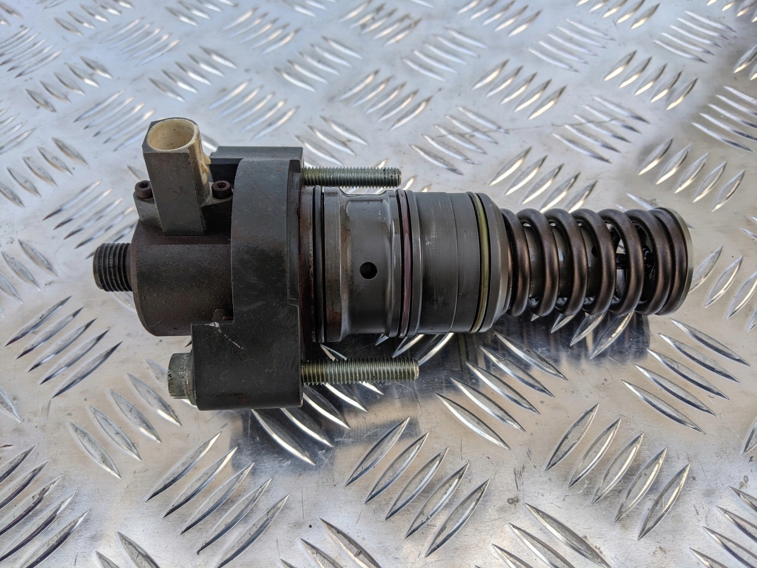 POMPA PLD UPEC DAF XF 106 MX11 - obrazek 2