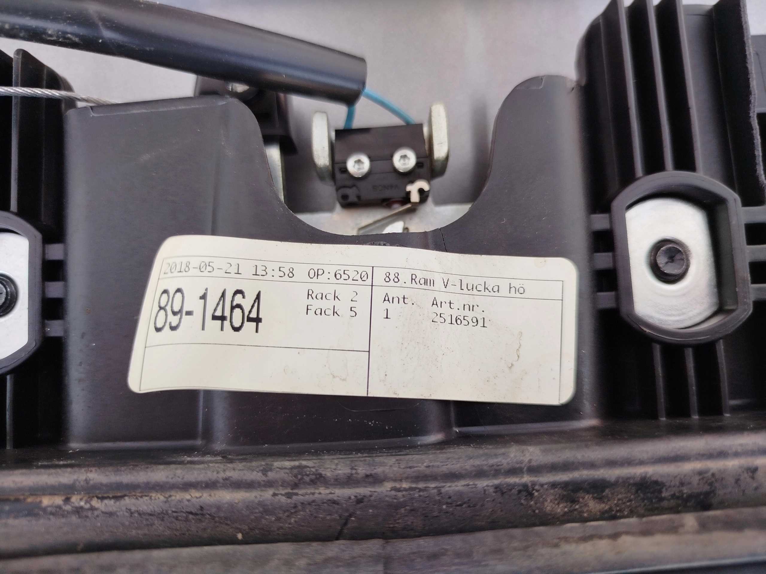 RAMKA SCHOWKA KABINY SCANIA G NTG - obrazek 4