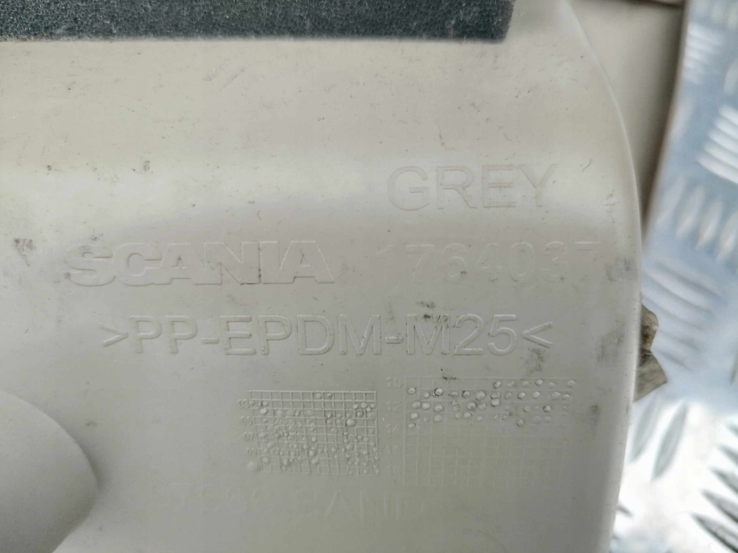 OSŁONA OBUDOWA POD KIEROWNICE SCANIA R - obrazek 4