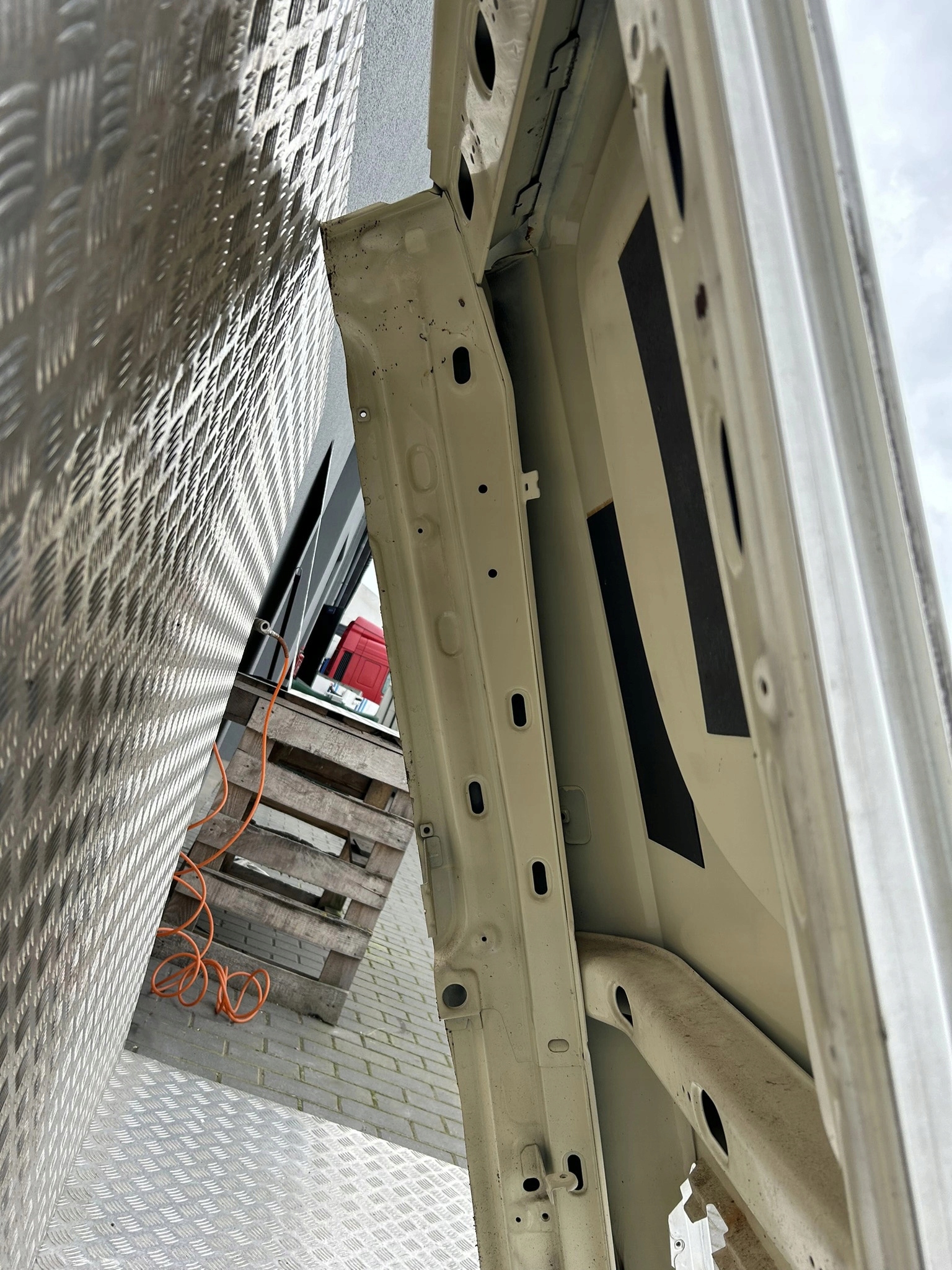 ĆWIARTKA KABINY SCANIA CP19 - obrazek 4