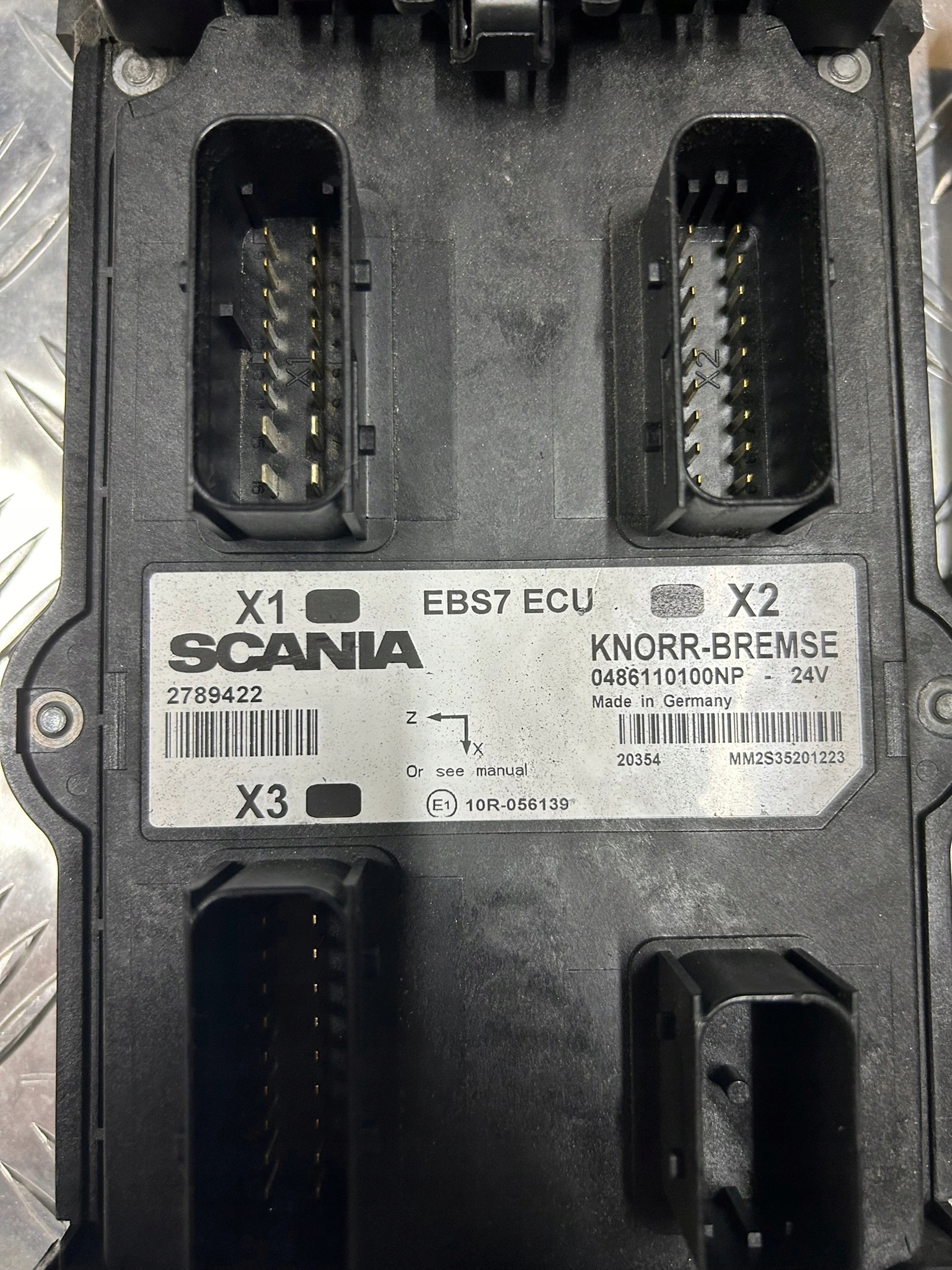 STEROWNIK MODUŁ EBS7 EBS 7 ECU SCANIA NTG - obrazek 2