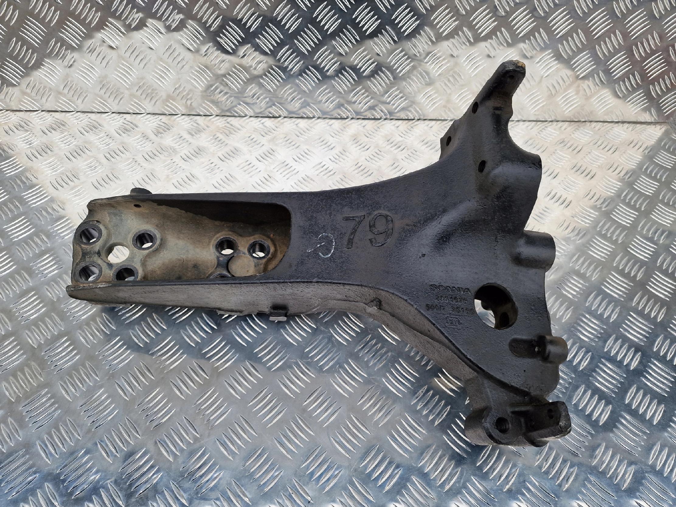 WSPORNIK BAZOWY SCANIA P NTG PRAWA STRONA - obrazek 5