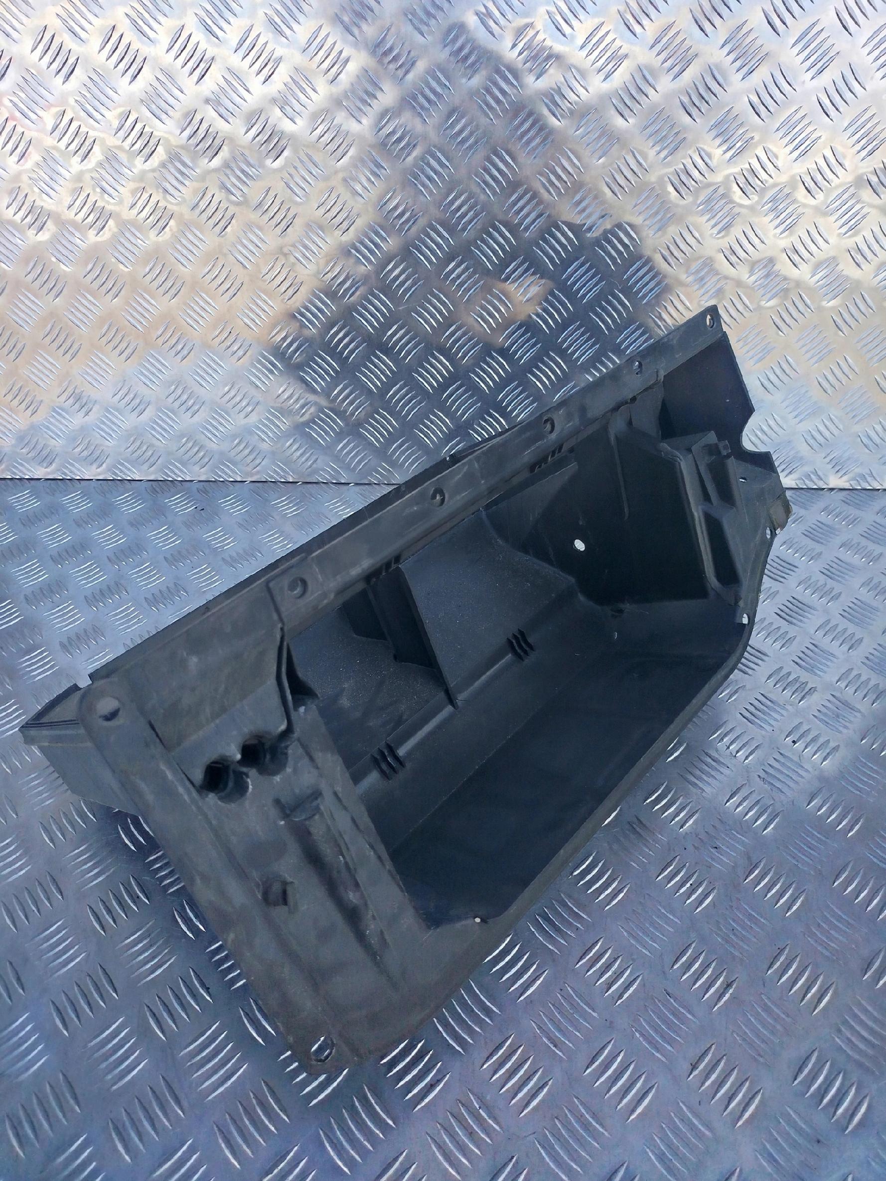 OBUDOWA NAGRZEWNICY SCANIA R - obrazek 2