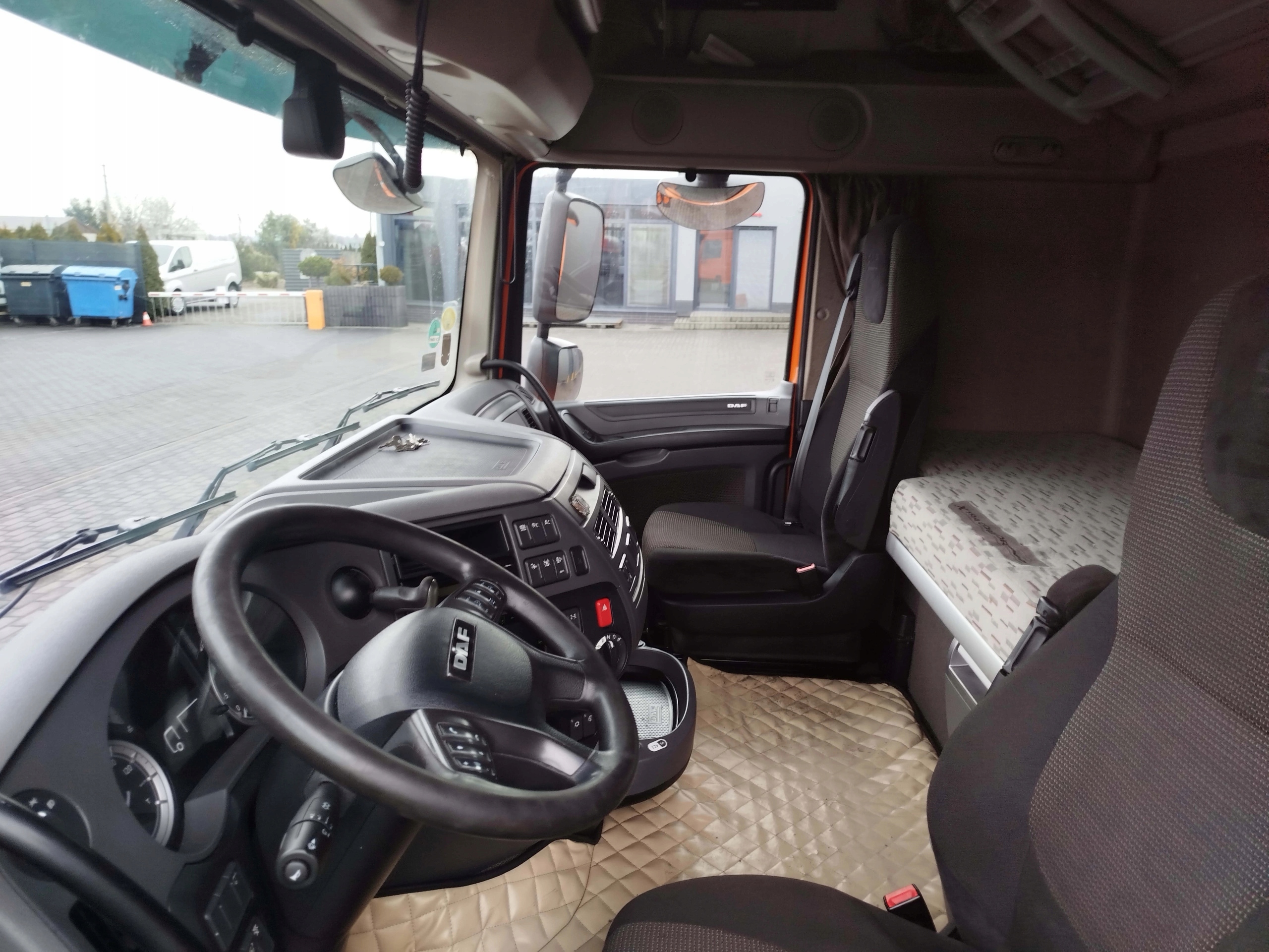 KABINA DAF XF 106 - obrazek 8