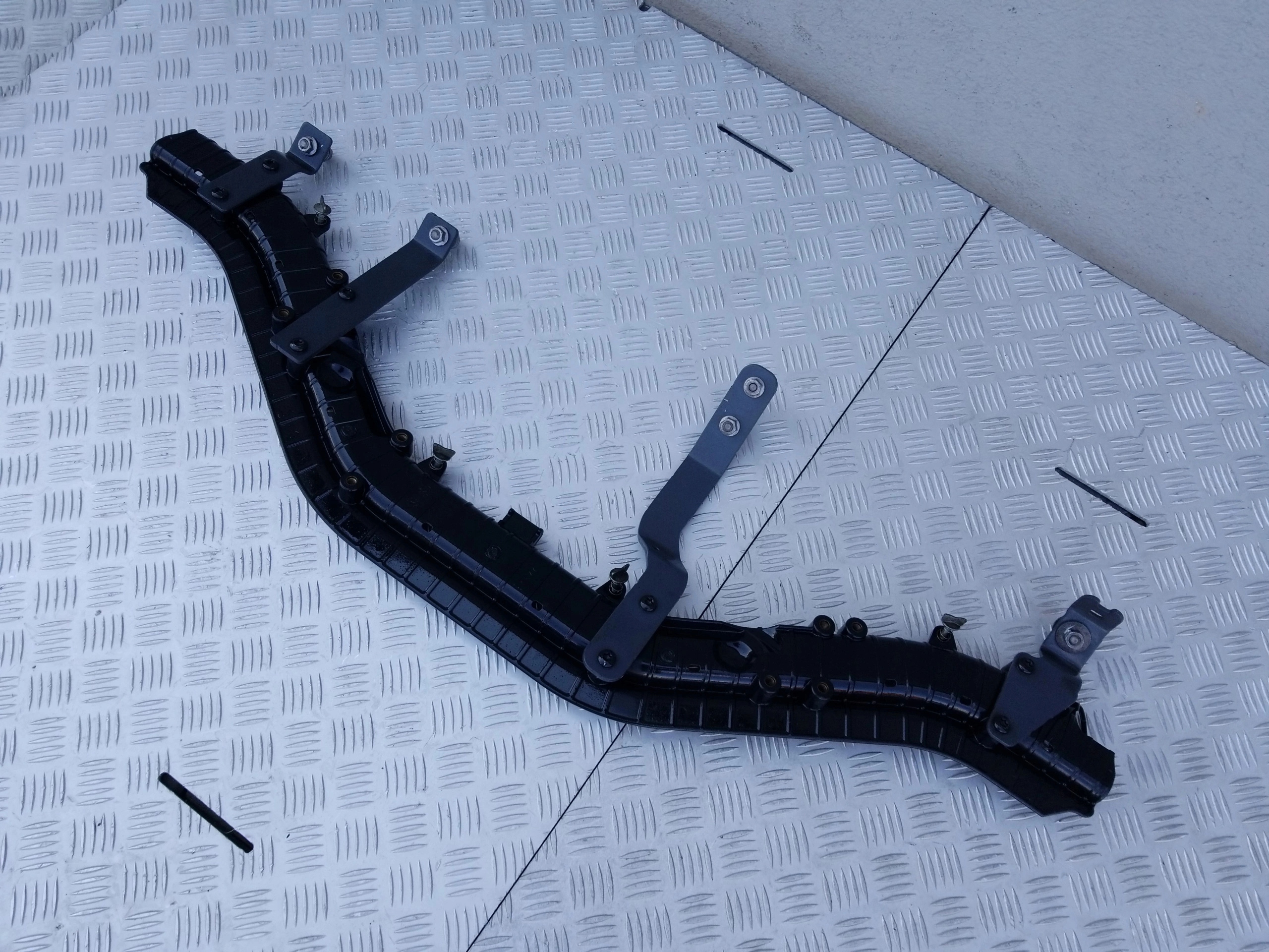 OSŁONA KORYTO INSTALACJI SILNIKA DAF CF XF 450 106 - obrazek 3