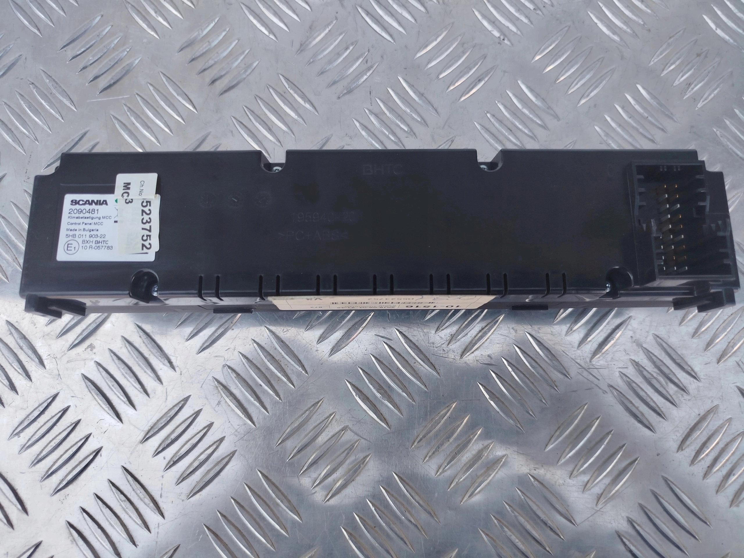 PANEL OGRZEWANIA KLIMATYZACJI SCANIA NTG - obrazek 4