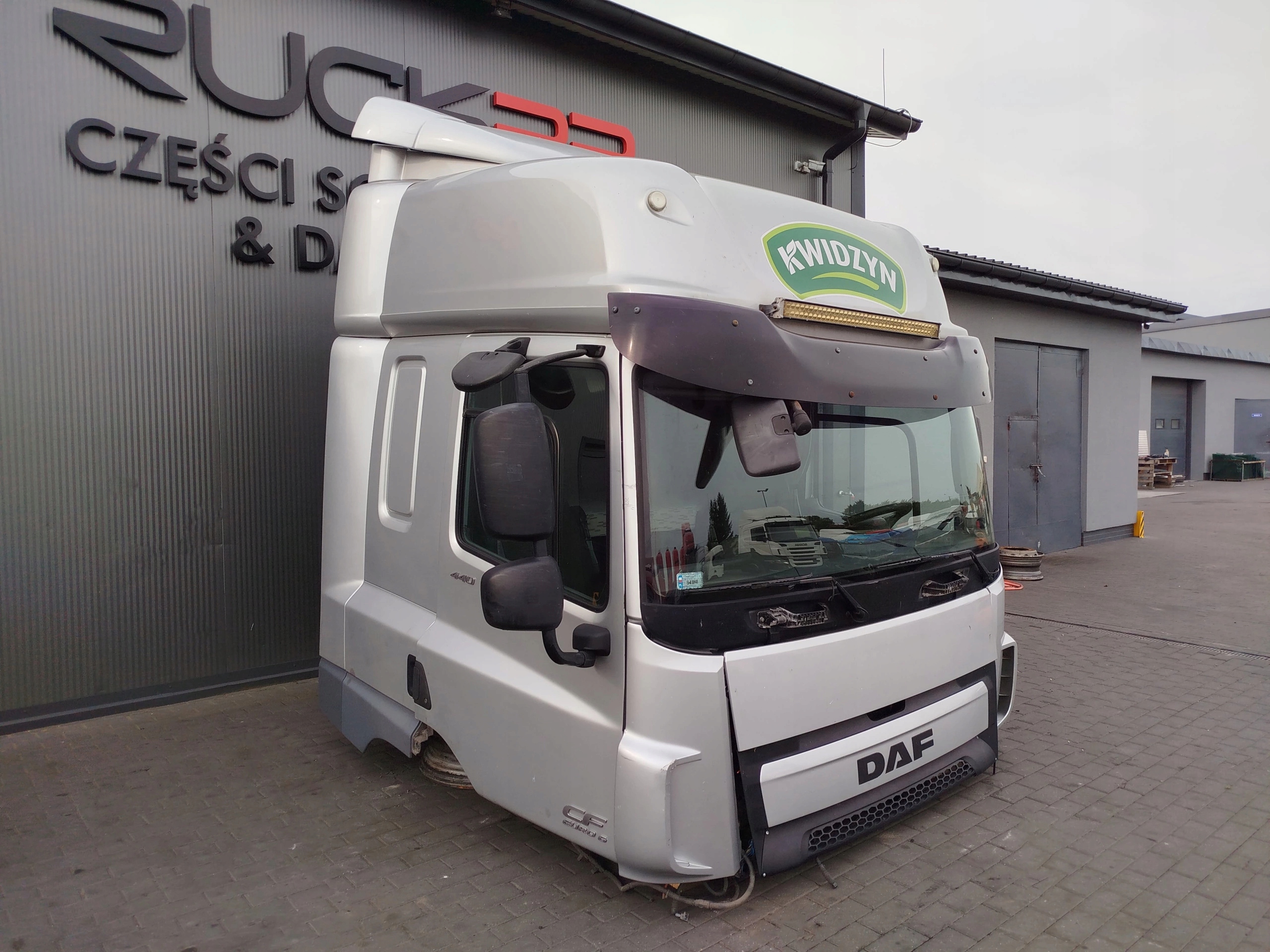 KABINA DAF CF 106 - obrazek 2