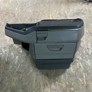 KONSOLA KOKPIT ZE SCHOWKAMI SCANIA S NTG