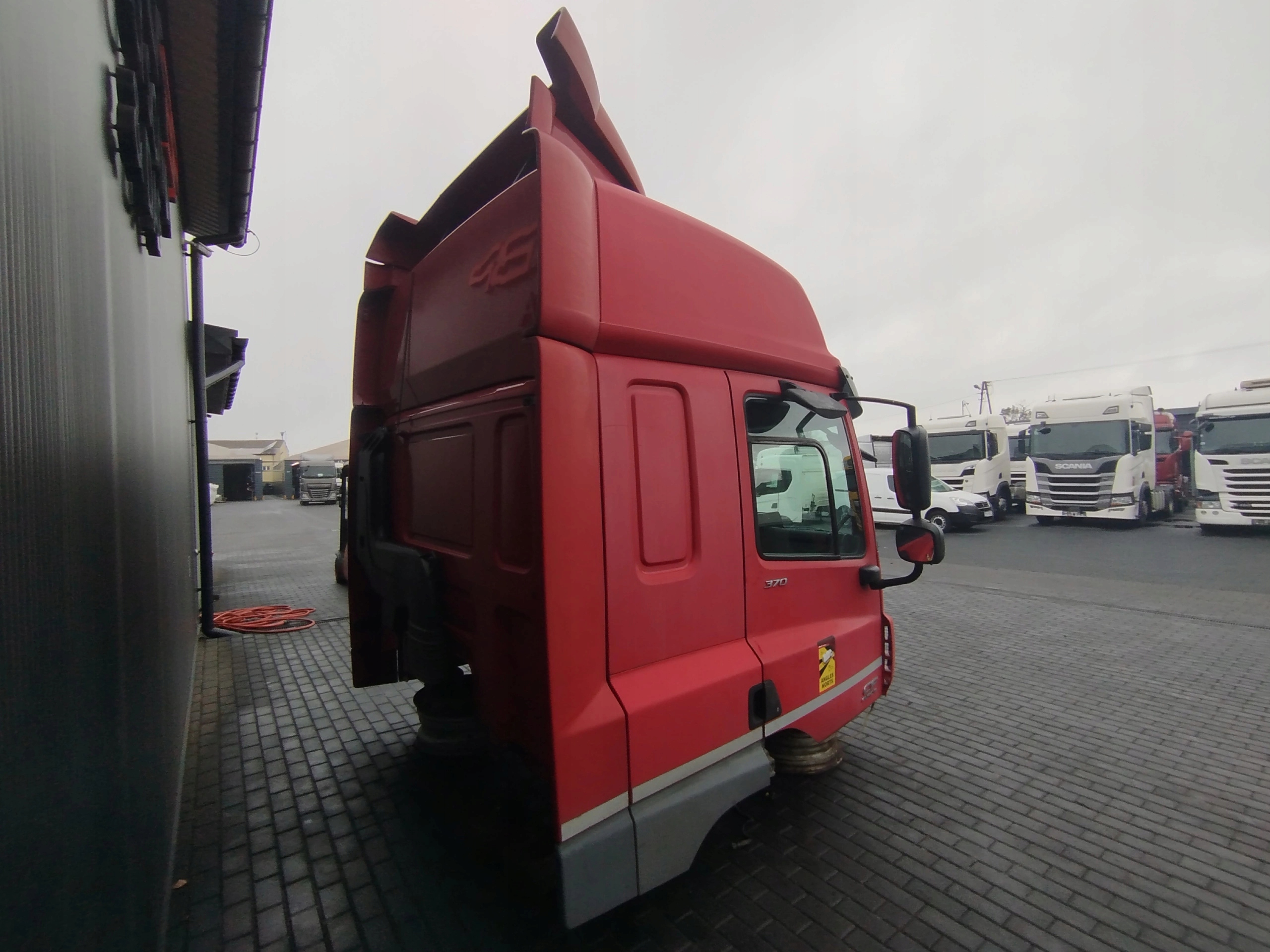 KABINA DAF CF 106 - obrazek 4