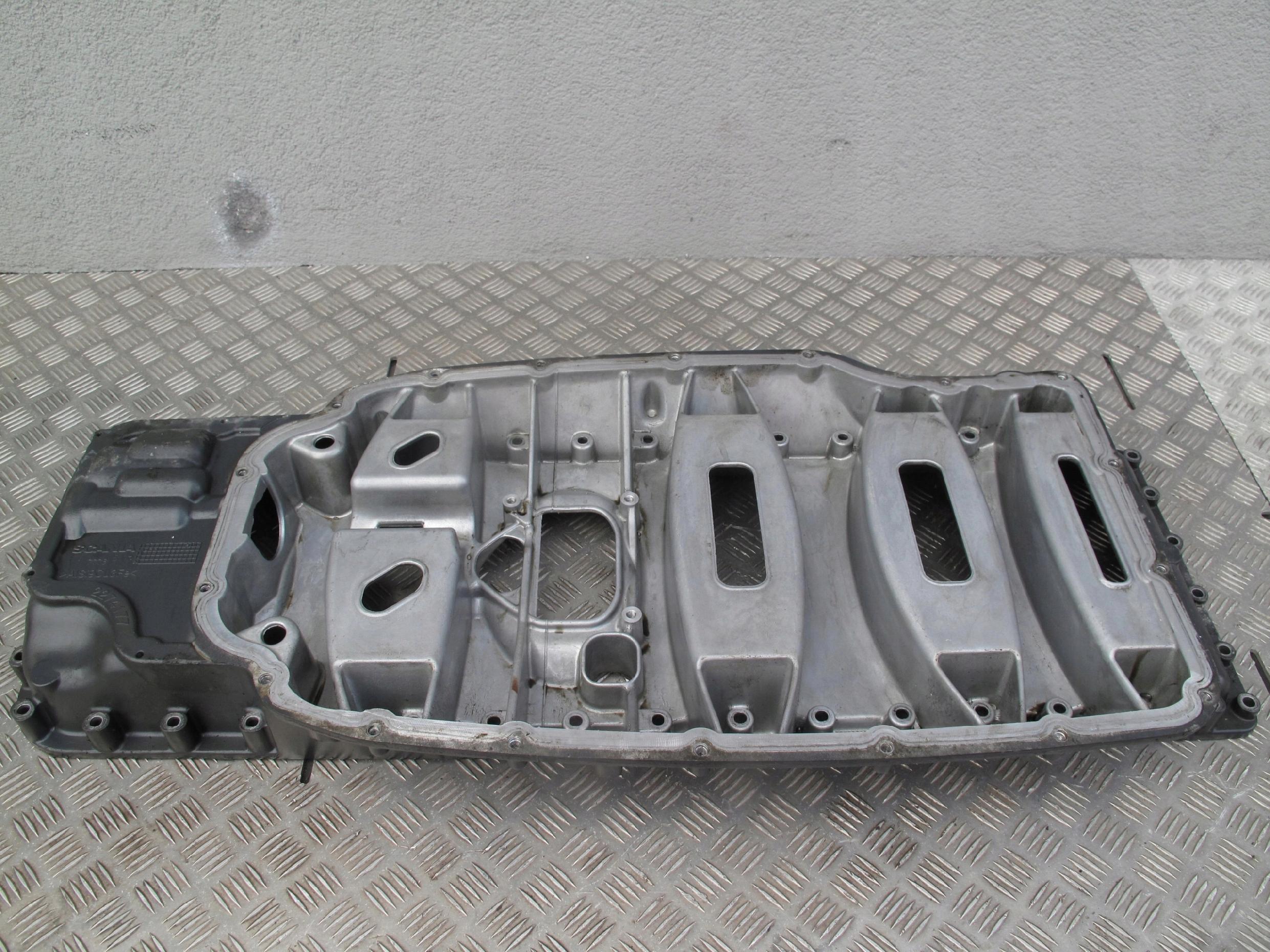 MISKA OLEJOWA GÓRNA SCANIA R S NTG - obrazek 2