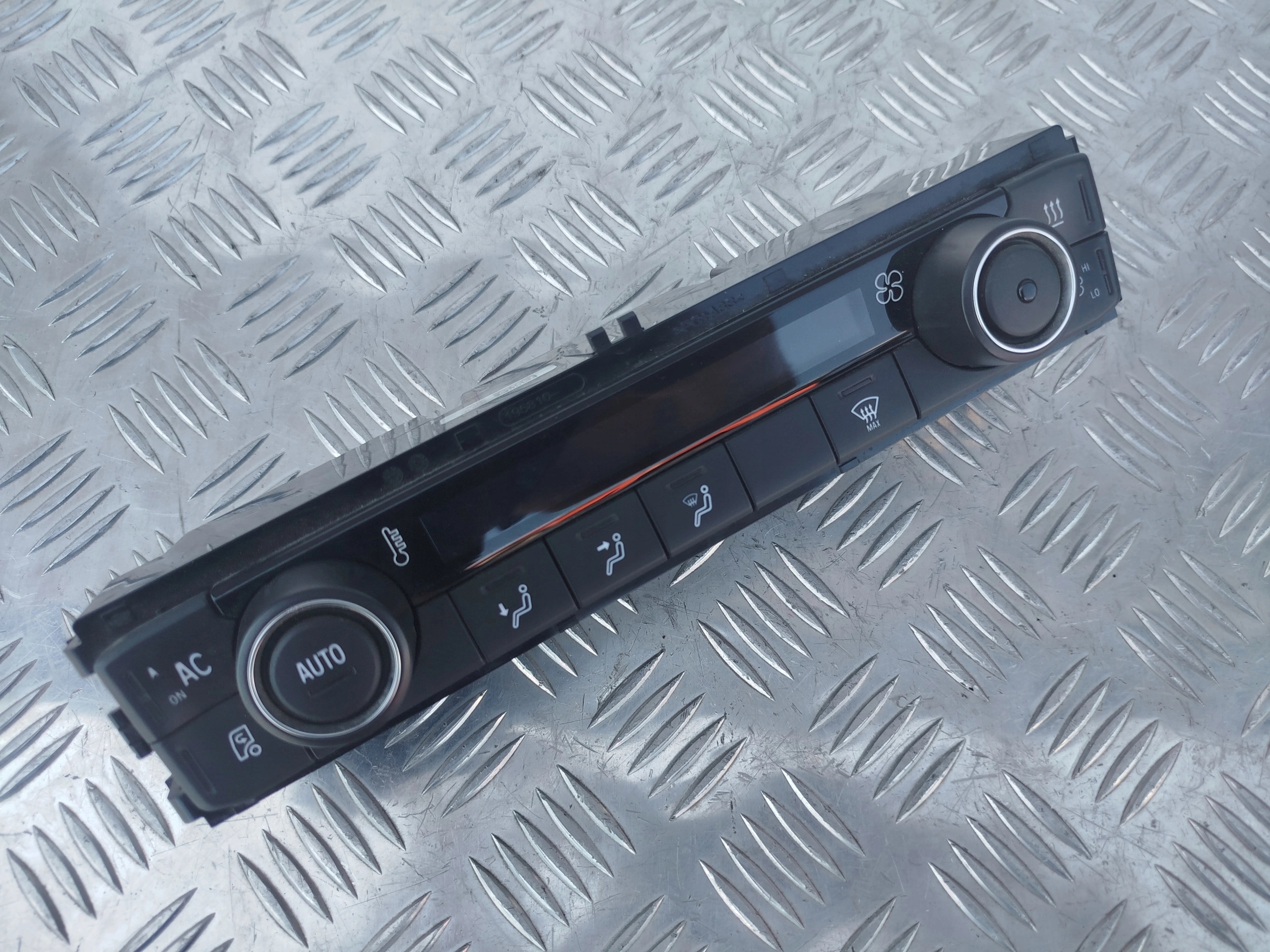 PANEL OGRZEWANIA KLIMATYZACJI SCANIA NTG - obrazek 2