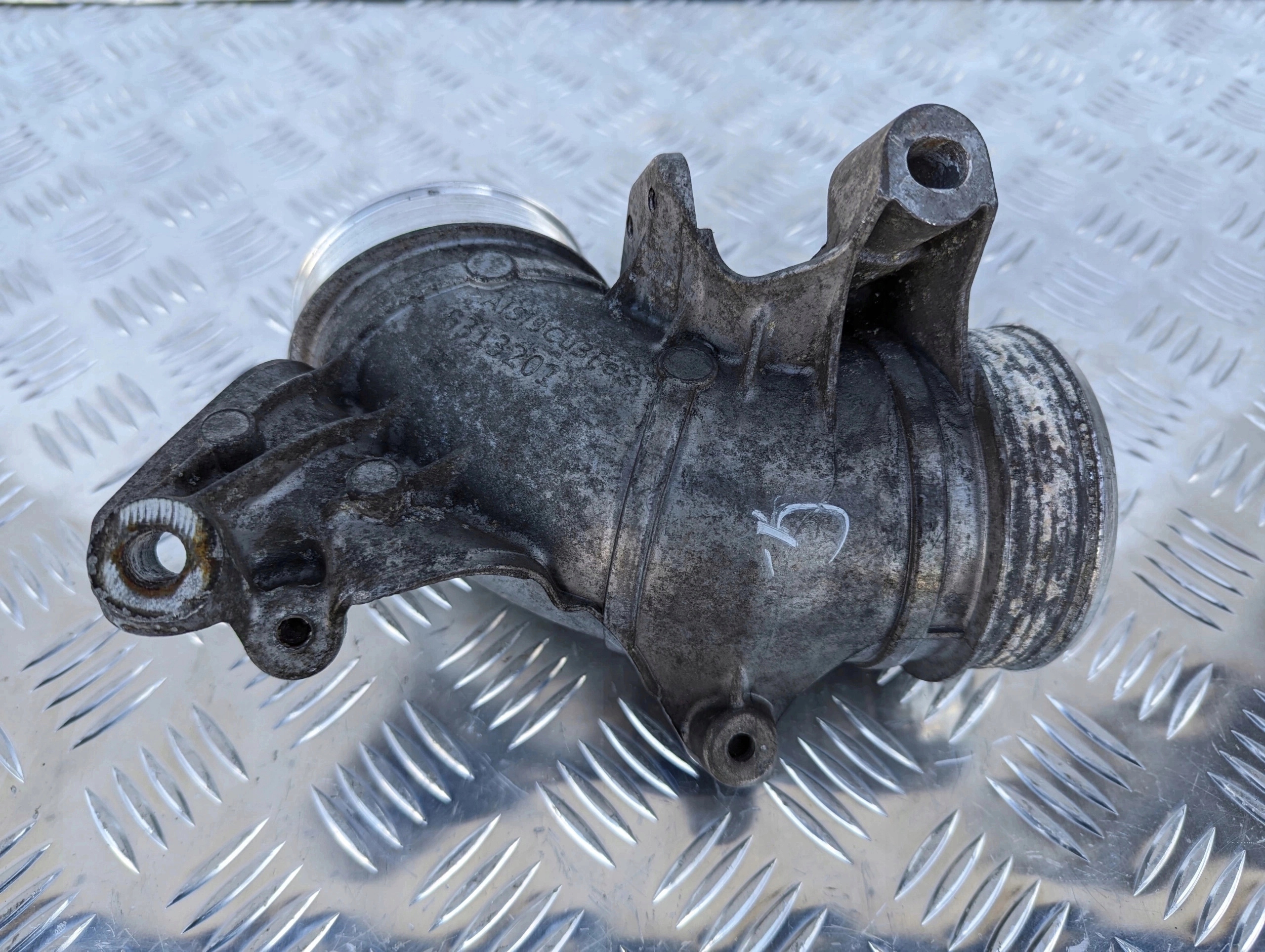 KOLANO RURA PRZEWÓD DOŁADOWANIA SCANIA NTG - obrazek 3