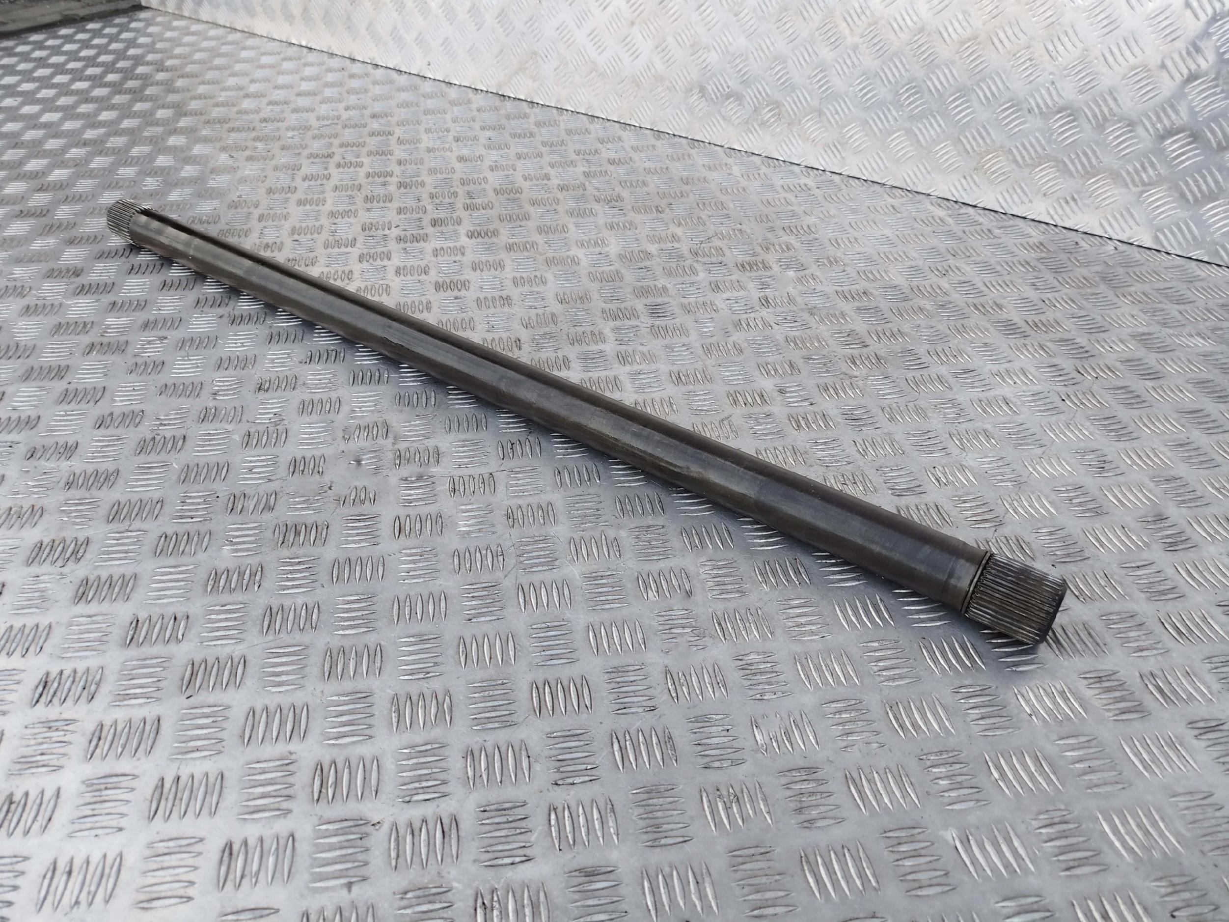 PÓŁOŚ WAŁ NAPĘDOWY PRAWY SCANIA - obrazek 2