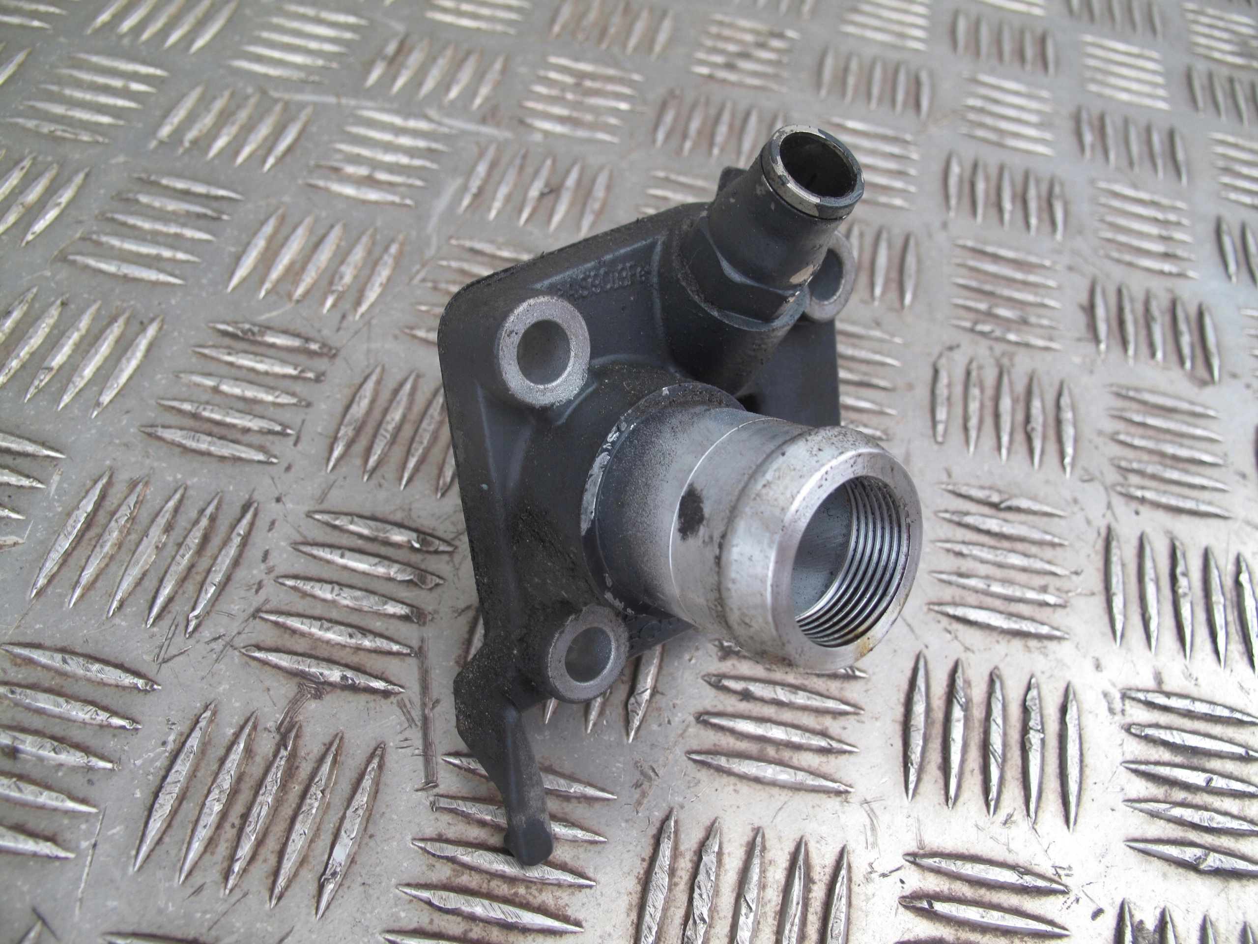 KRÓCIEC WODY SCANIA NTG NOWY MODEL - obrazek 3