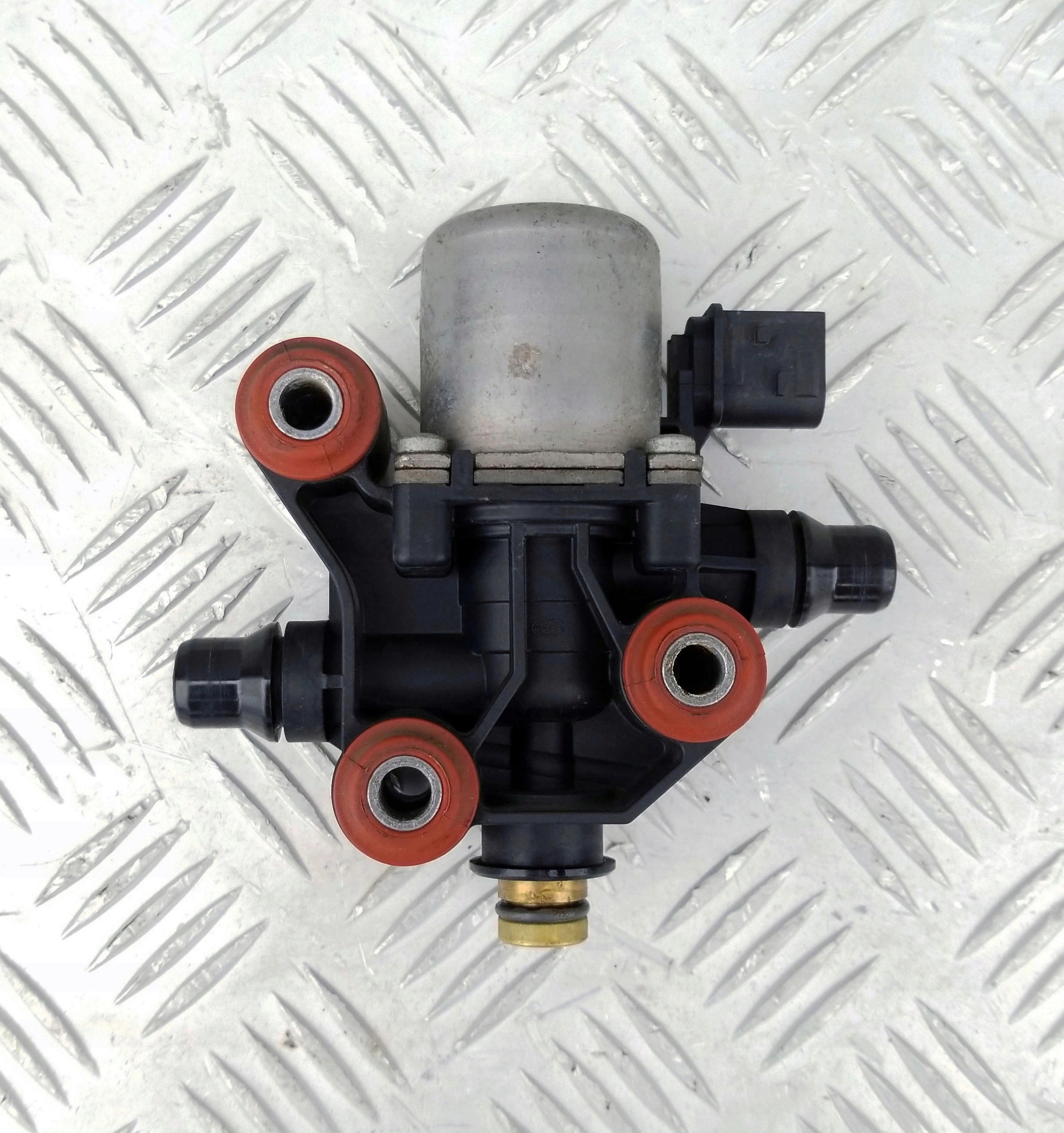 DAF XF 106 EURO 6 PODGRZEWACZ ZAWÓR ADBLUE - obrazek 4