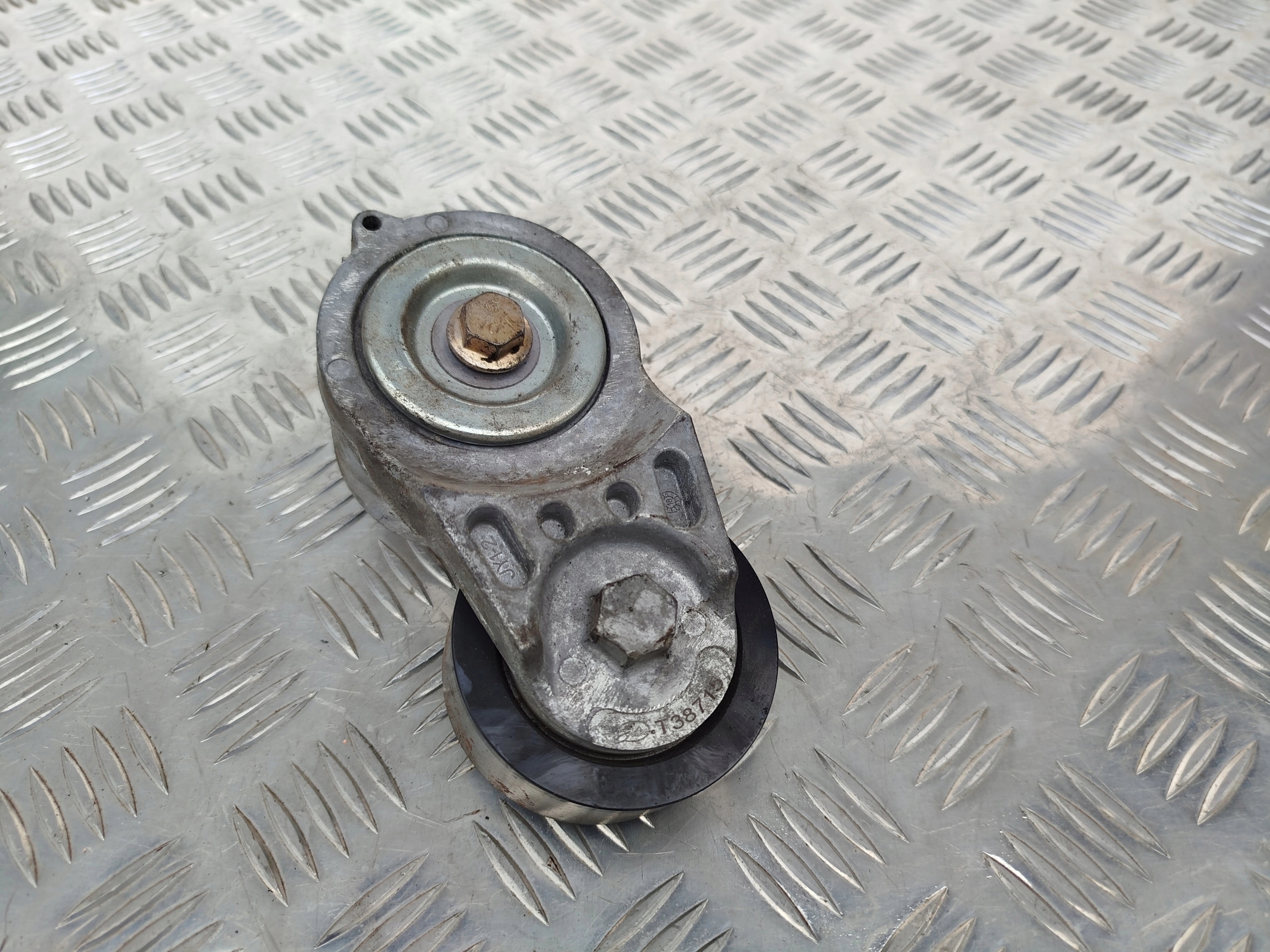 NAPINACZ ROLKA NAPINACZA DAF XF 106