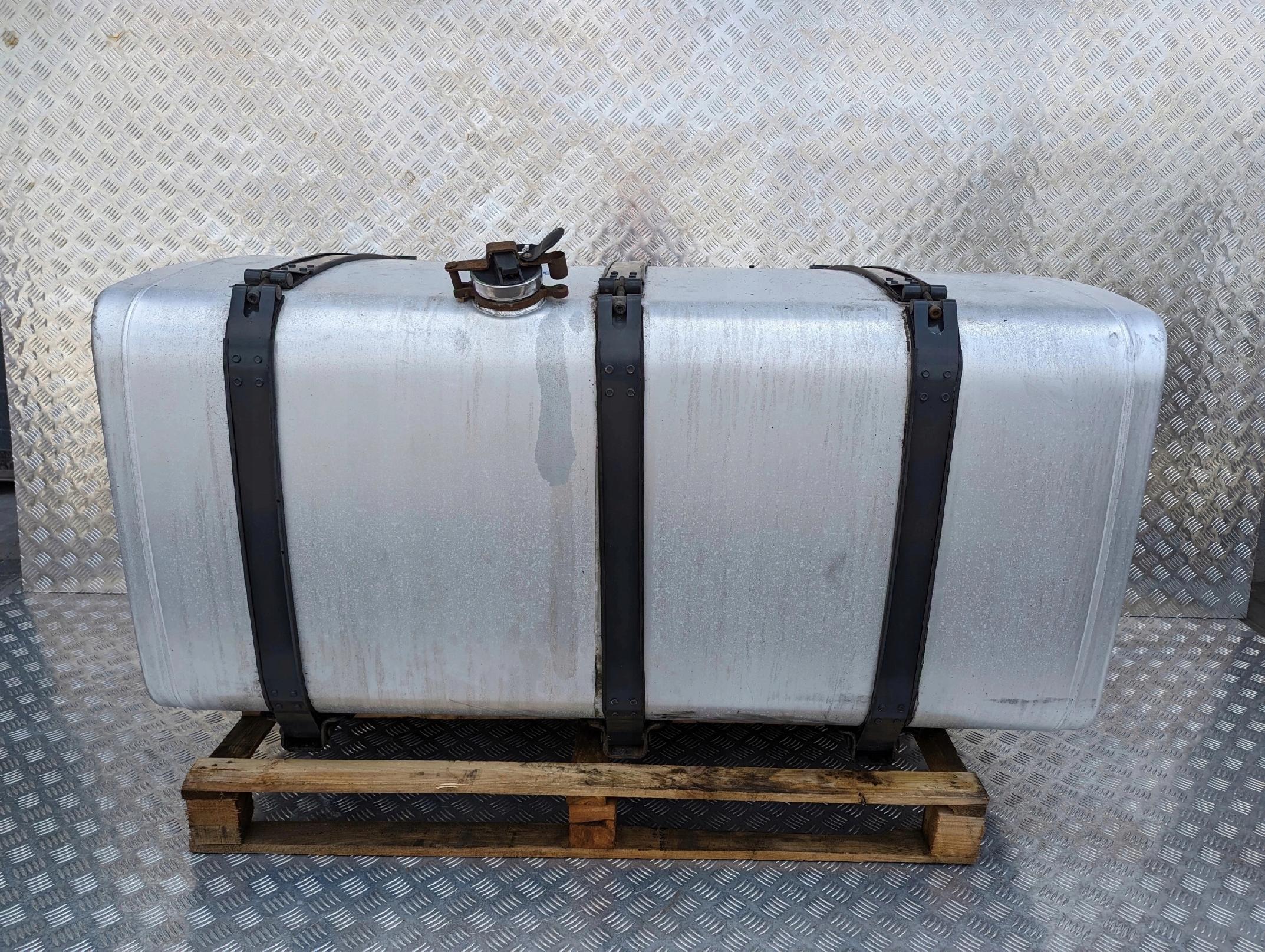 ZBIORNIK PALIWA SCANIA 700 LITRÓW