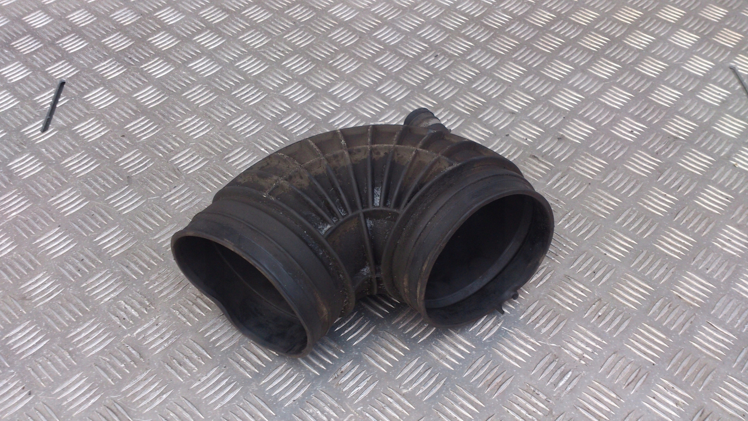 KOLANO RURA FILTRA POWIETRZA DAF XF 106 - obrazek 3