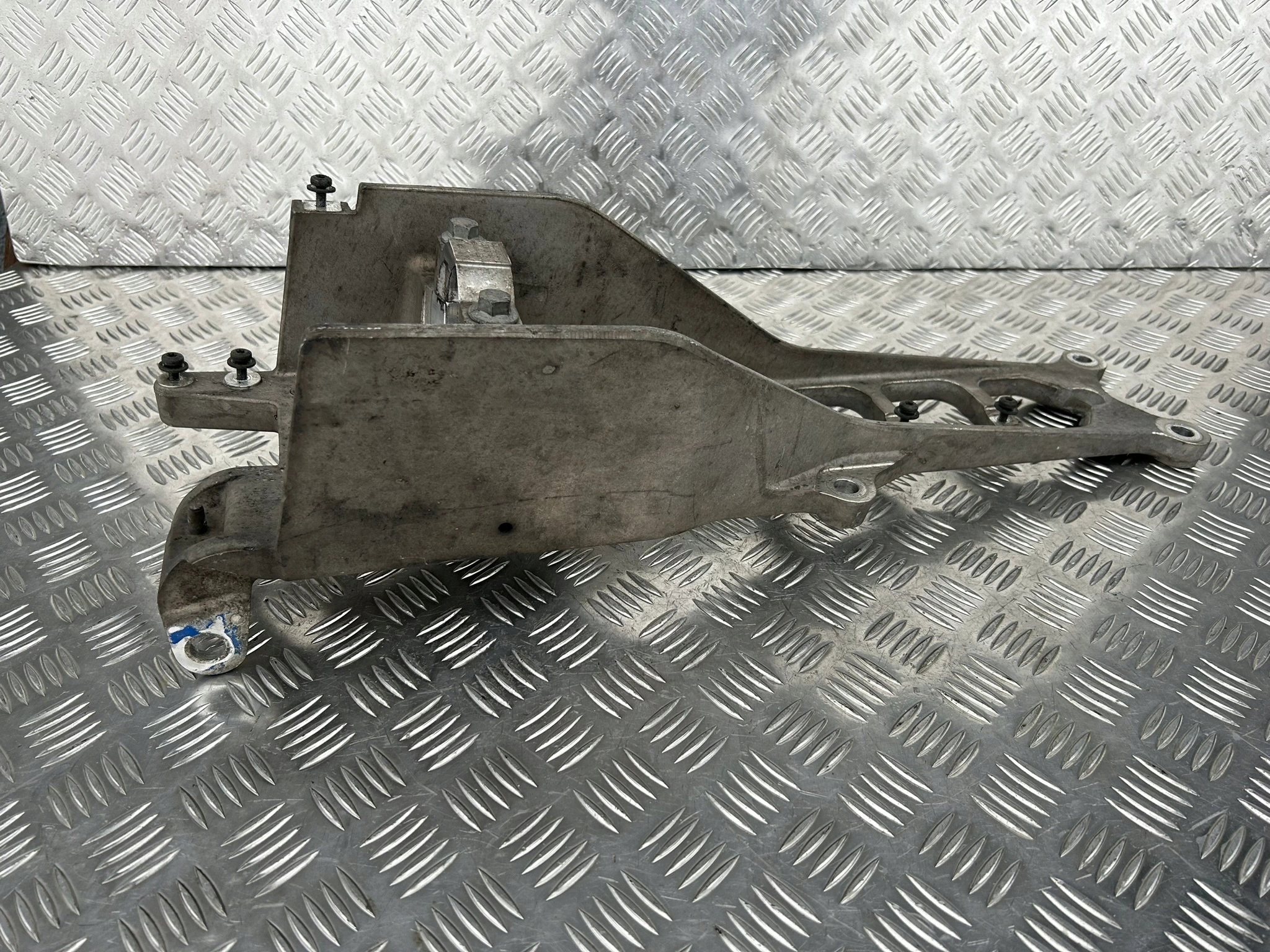 WSPORNIK MOCOWANIE PODUSZKI KABINY SCANIA R NTG - obrazek 7