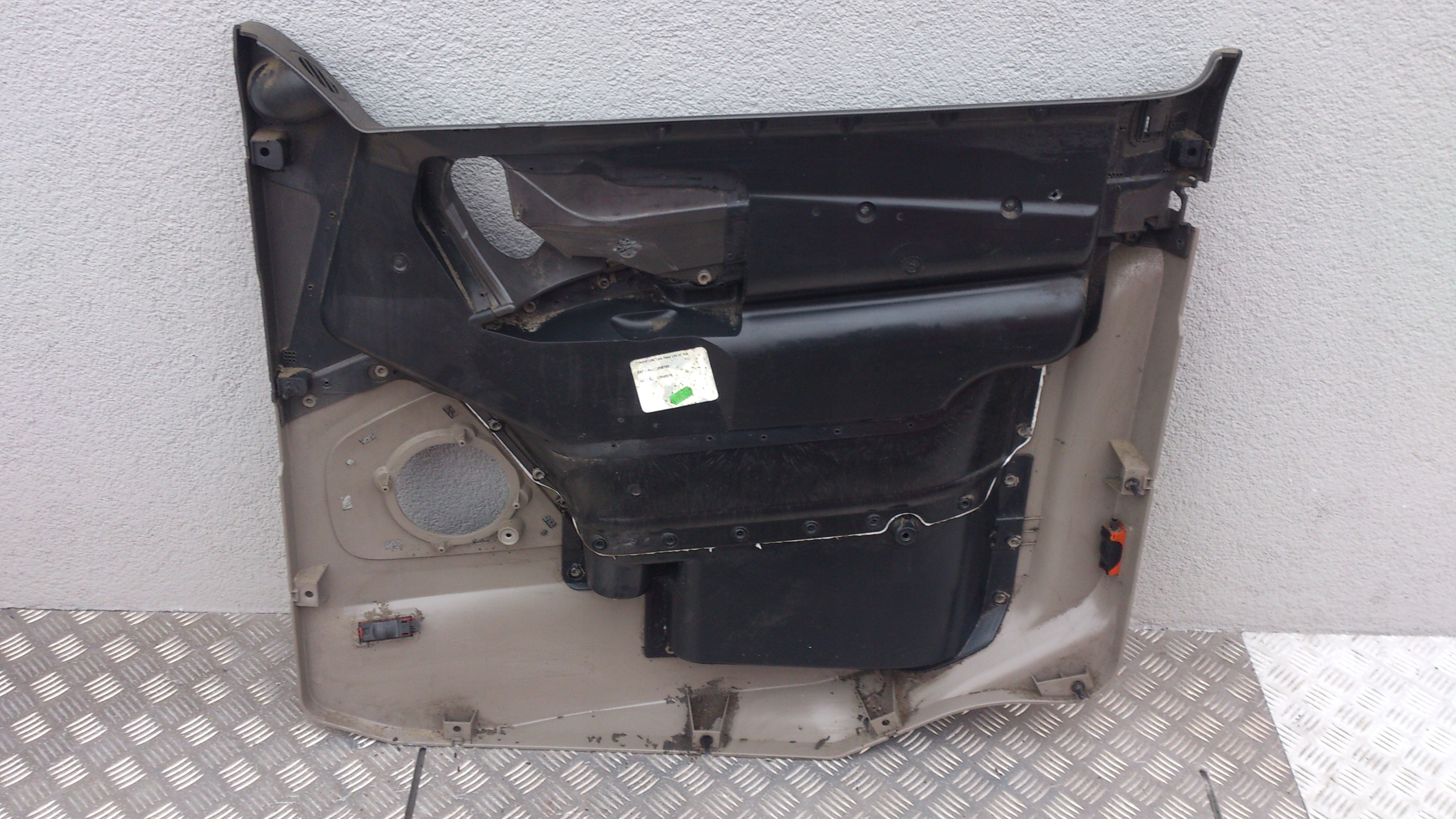 TAPICERKA BOCZEK DRZWI DAF XF 105 - obrazek 3