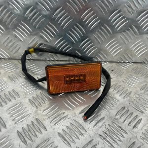 BOCZNE ŚWIATŁO LAMPA OBRYSOWA SCANIA R