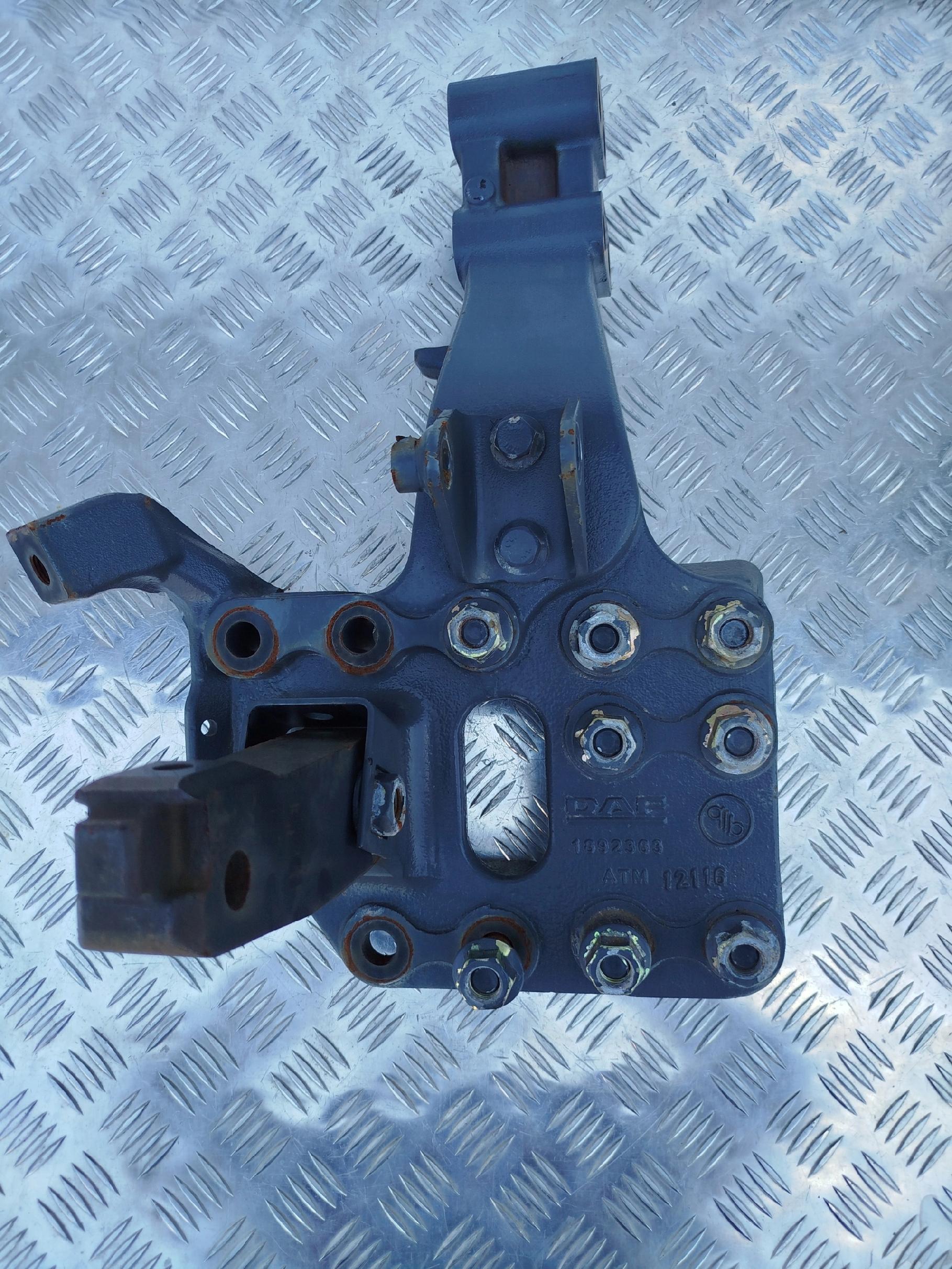 WSPORNIK KABINY LEWY TYŁ DAF XF 106 - obrazek 2