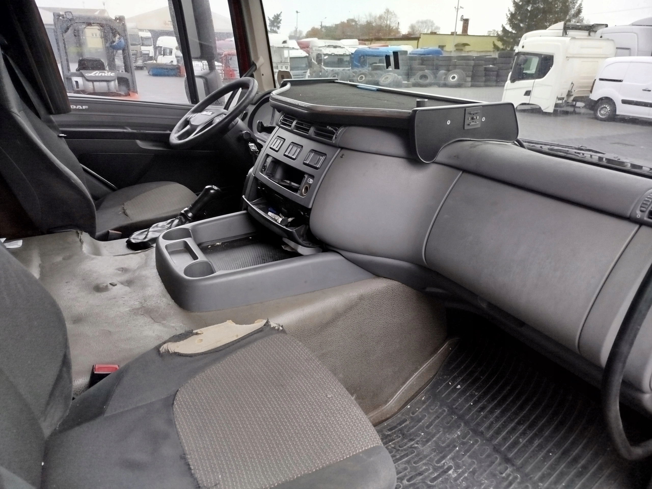 KABINA DAF CF 106 - obrazek 9