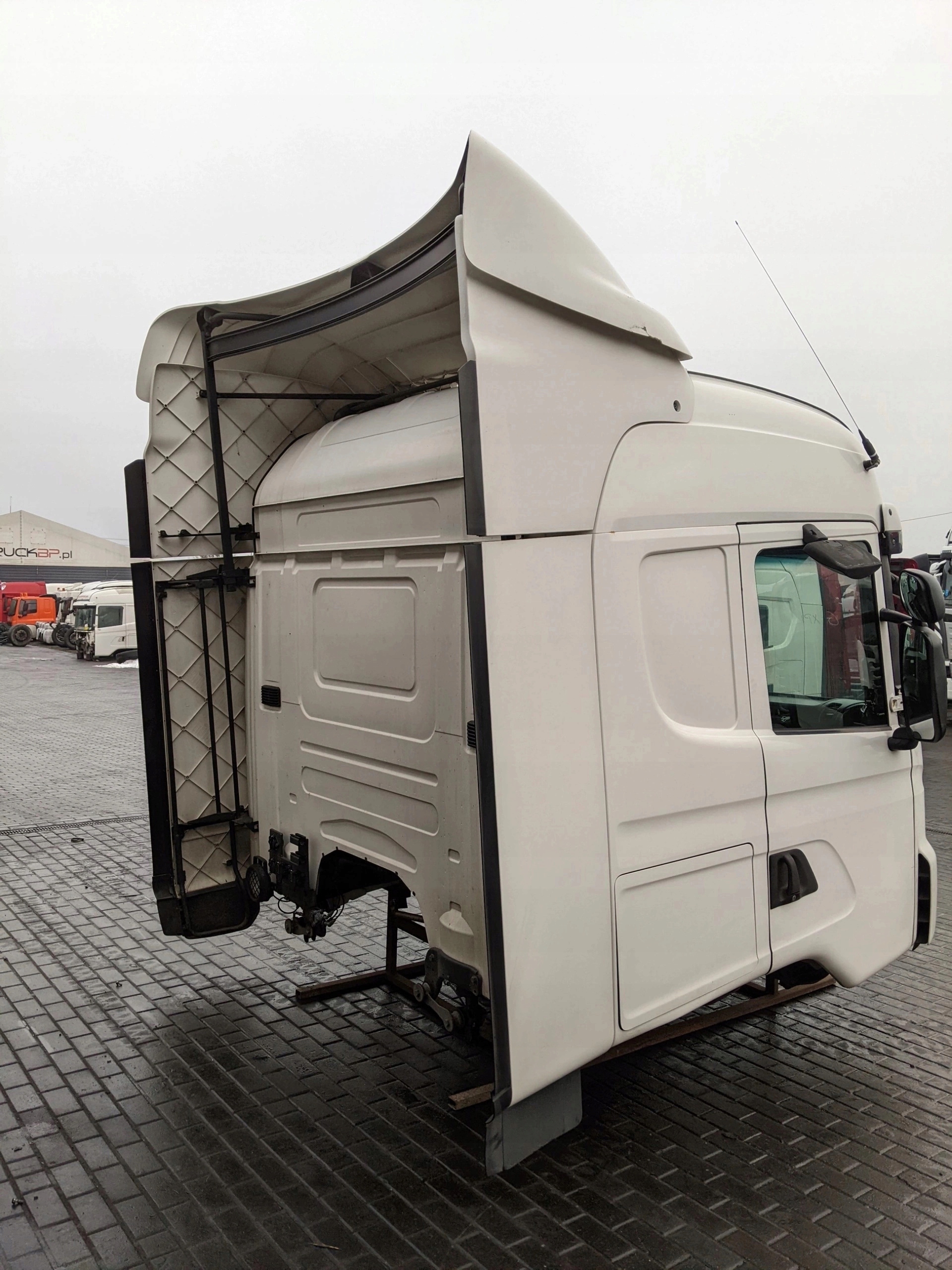 KABINA SCANIA G XPI 2011 ROK - obrazek 4