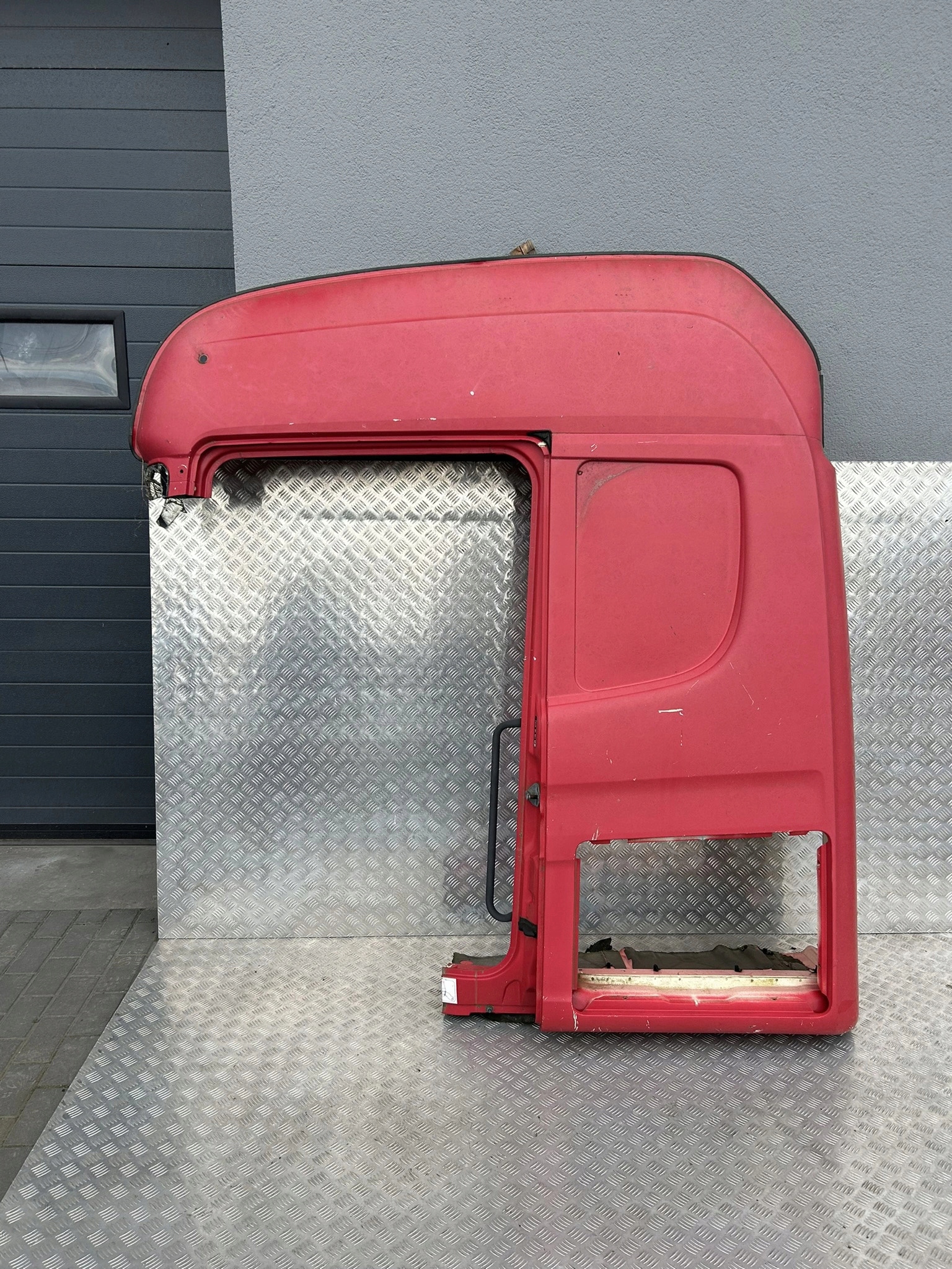 BOK KABINY DUŻY SCHOWEK SCANIA R HIGHLINE